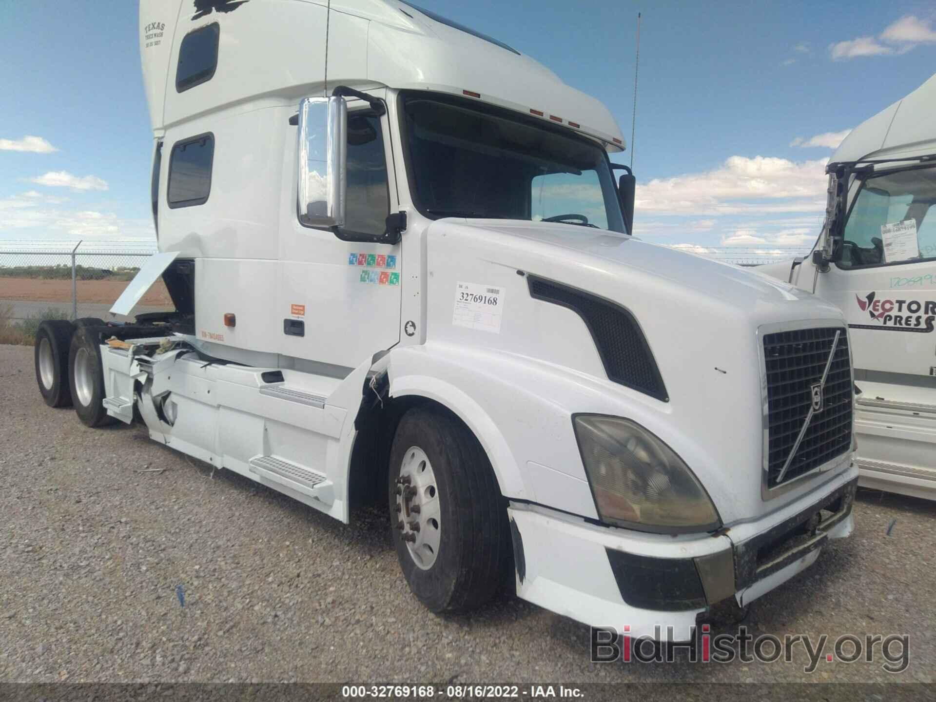 Photo 4V4NC9TK57N454065 - VOLVO VN 2007