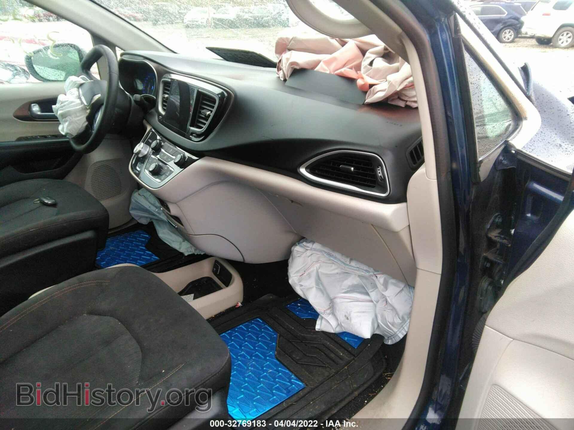 2017 CHRYSLER PACIFICA - VIN: 2C4RC1CG9HR602782 - Фото 5