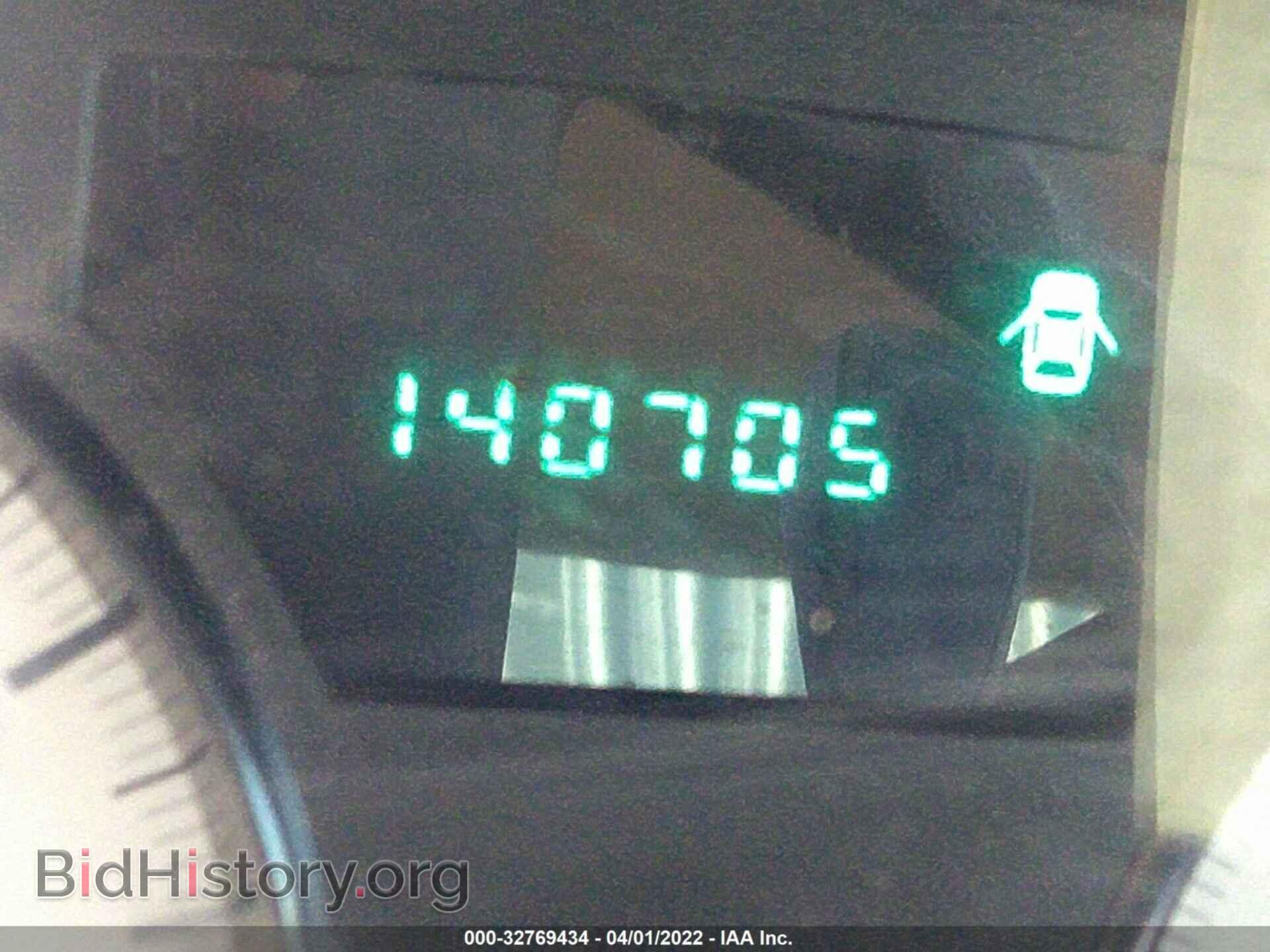 2008 CHRYSLER 300 - VIN: 2C3KA43RX8H131990 - Фото 7