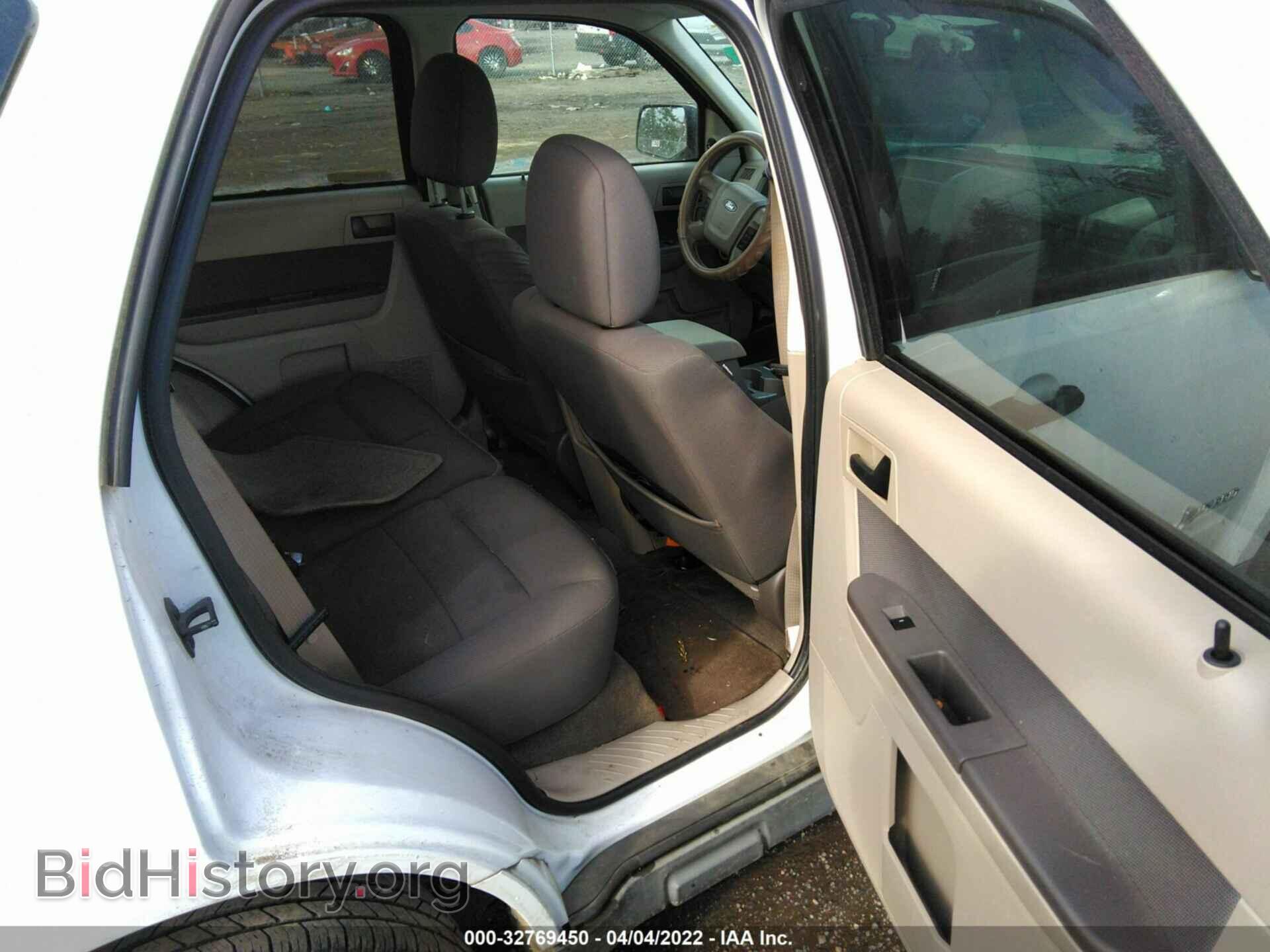 2009 FORD ESCAPE - VIN: 1FMCU49329KC39357 - Фото 8