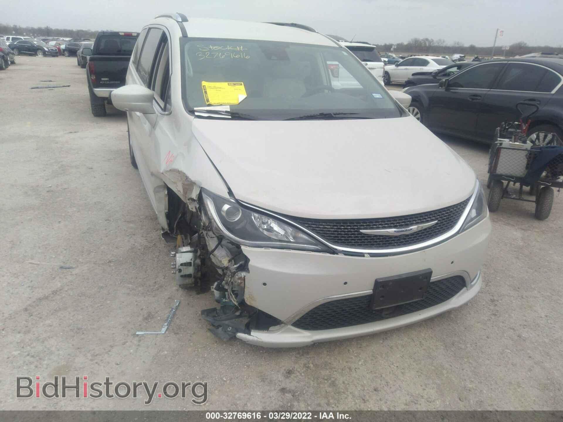 Фотография 2C4RC1EG8HR684176 - CHRYSLER PACIFICA 2017