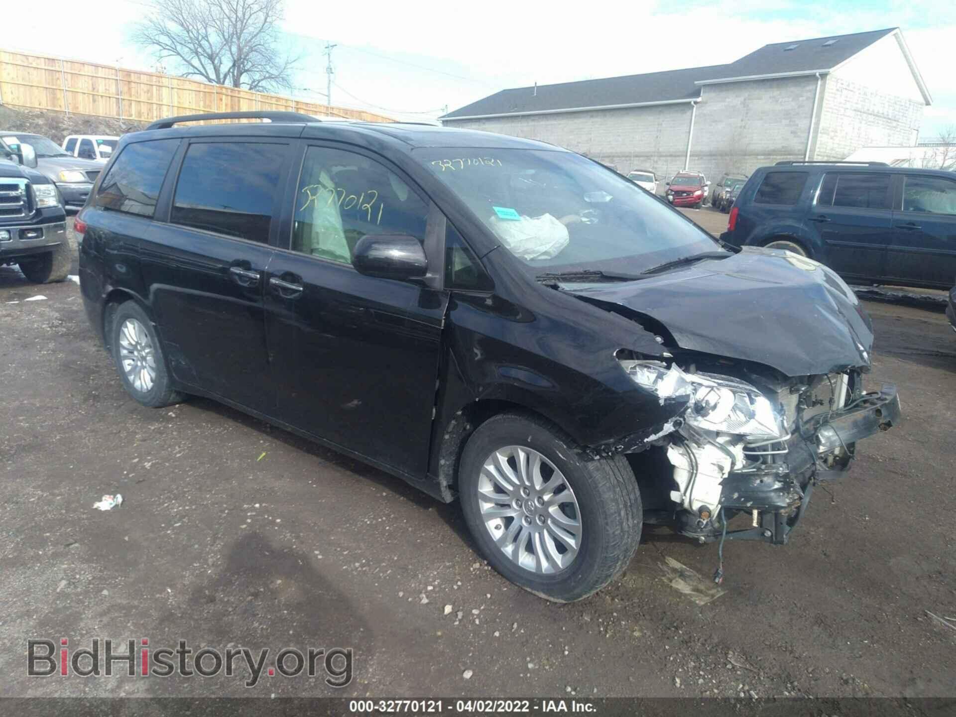 Фотография 5TDYK3DC8DS332600 - TOYOTA SIENNA 2013