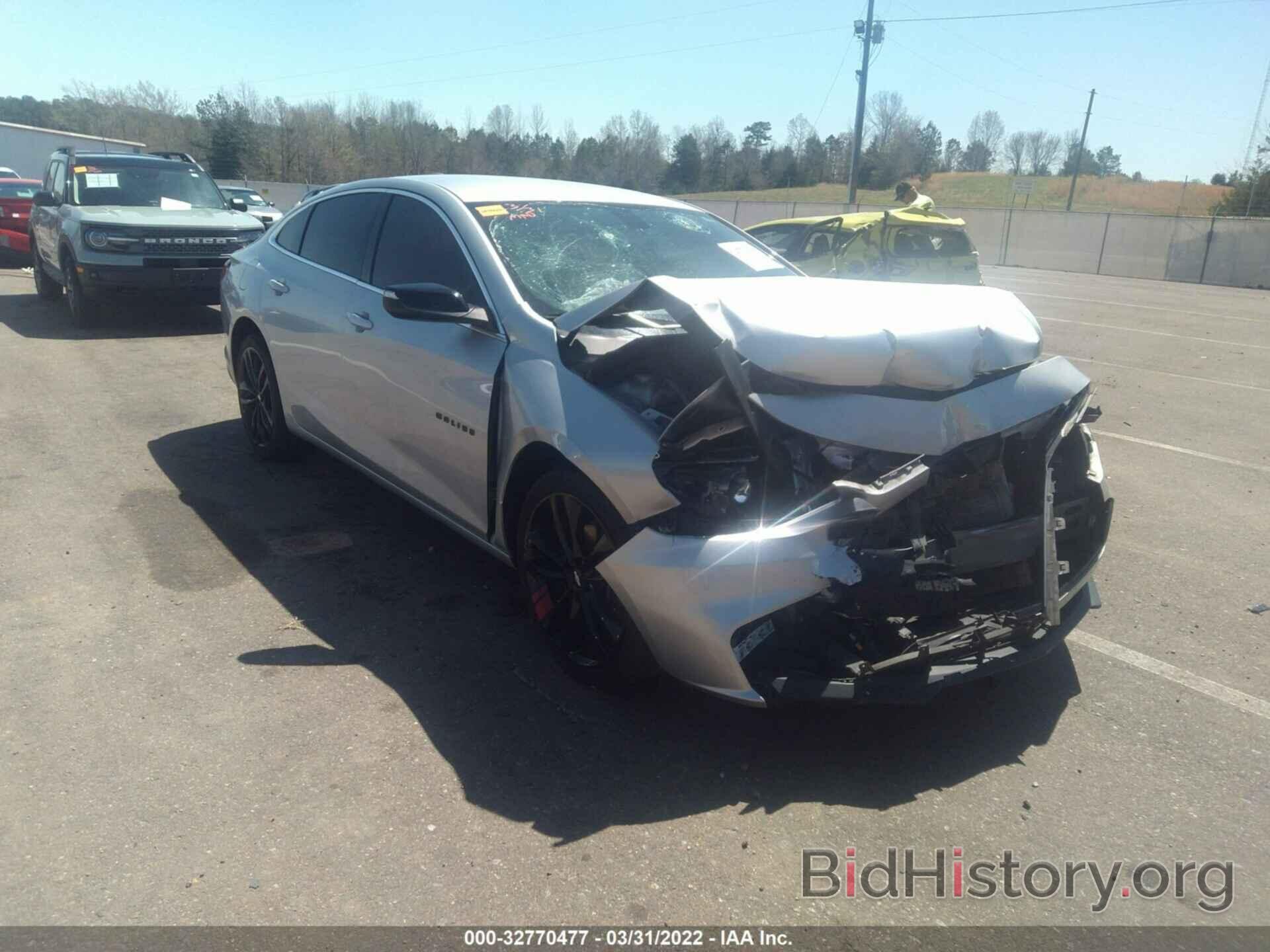 Photo 1G1ZD5ST8JF119471 - CHEVROLET MALIBU 2018