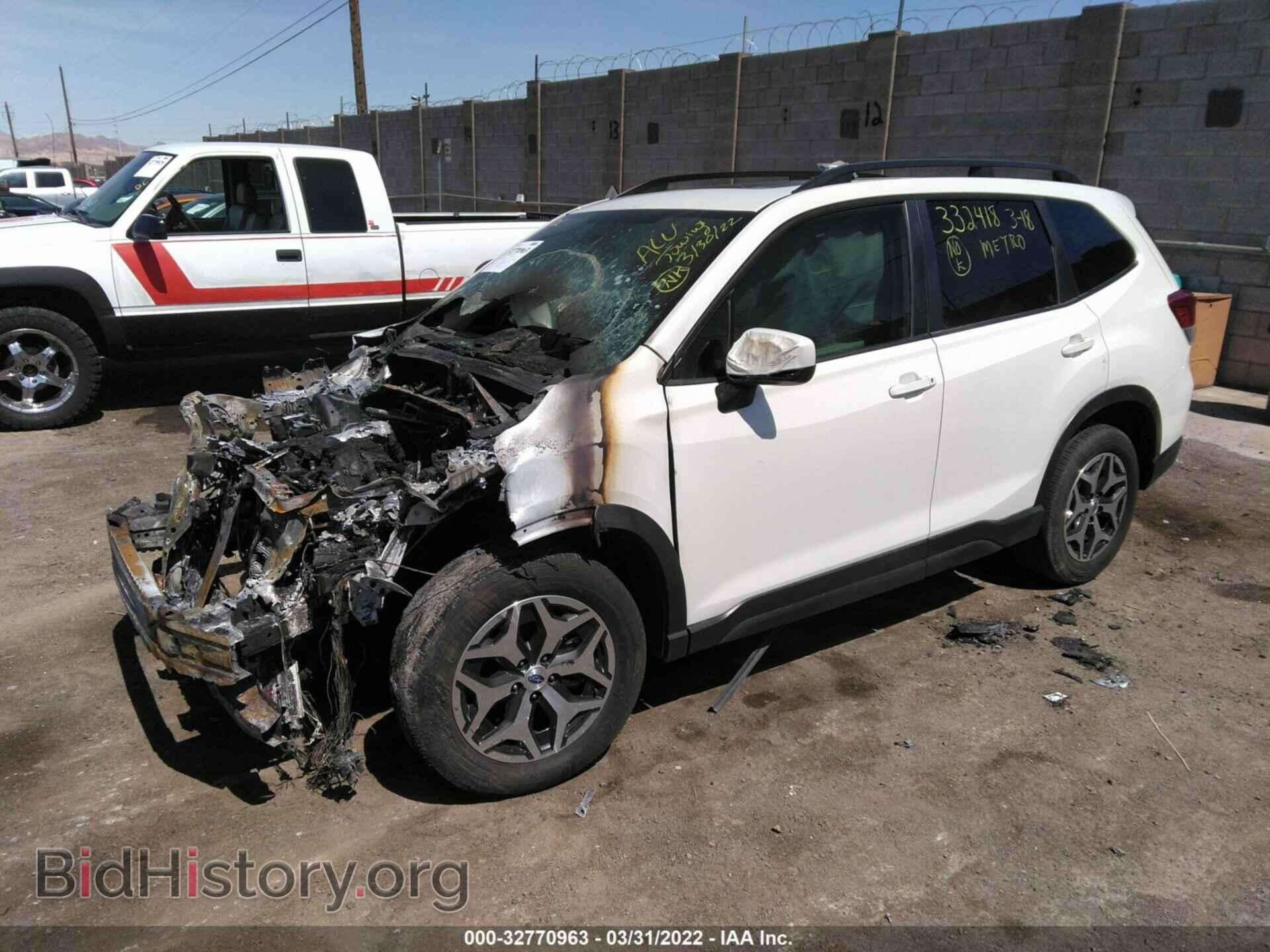 2019 SUBARU FORESTER - VIN: JF2SKAGC2KH554106 - Фото 2
