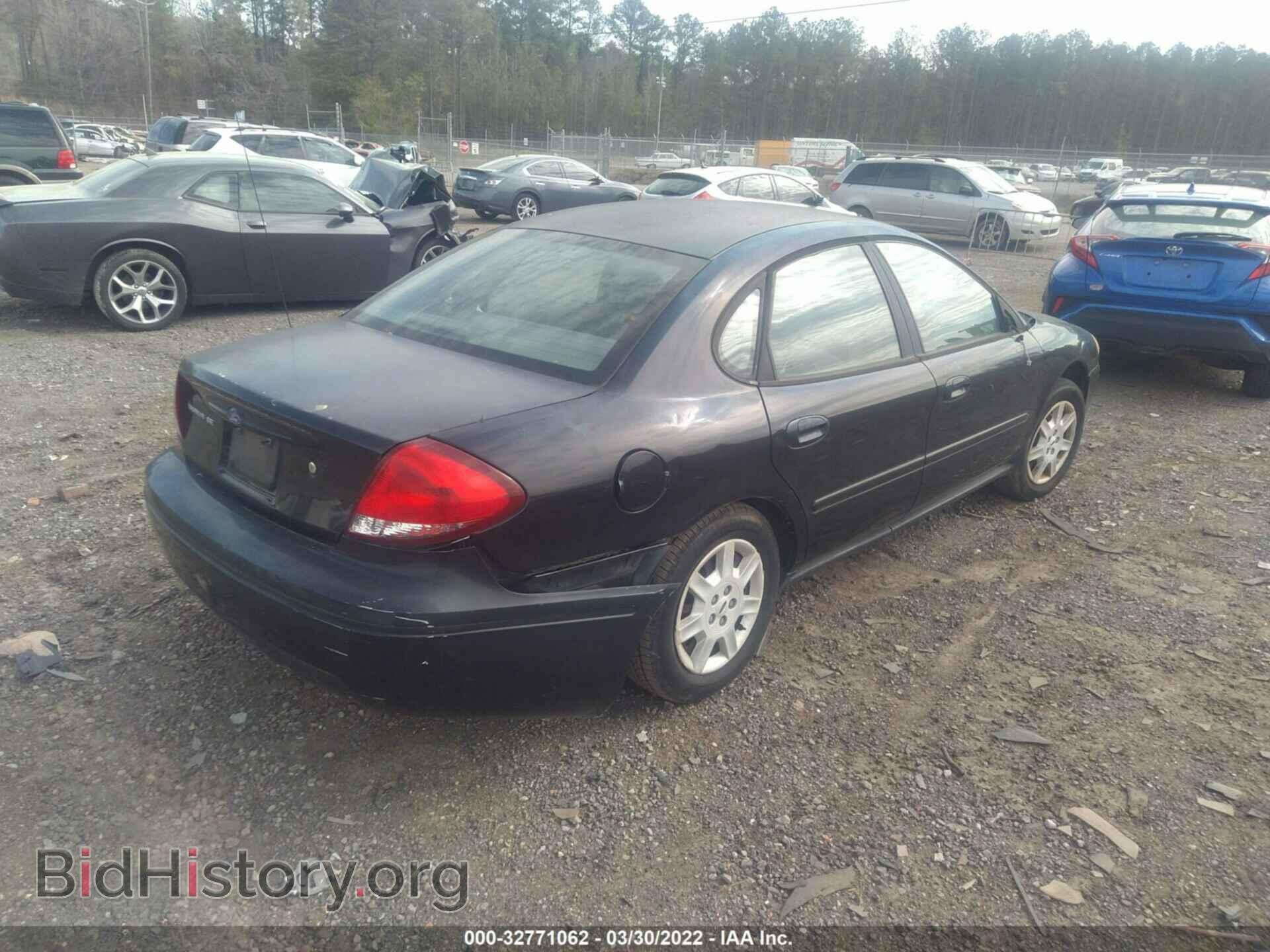 2007 FORD TAURUS - VIN: 1FAFP53U77A121457 - Фото 4