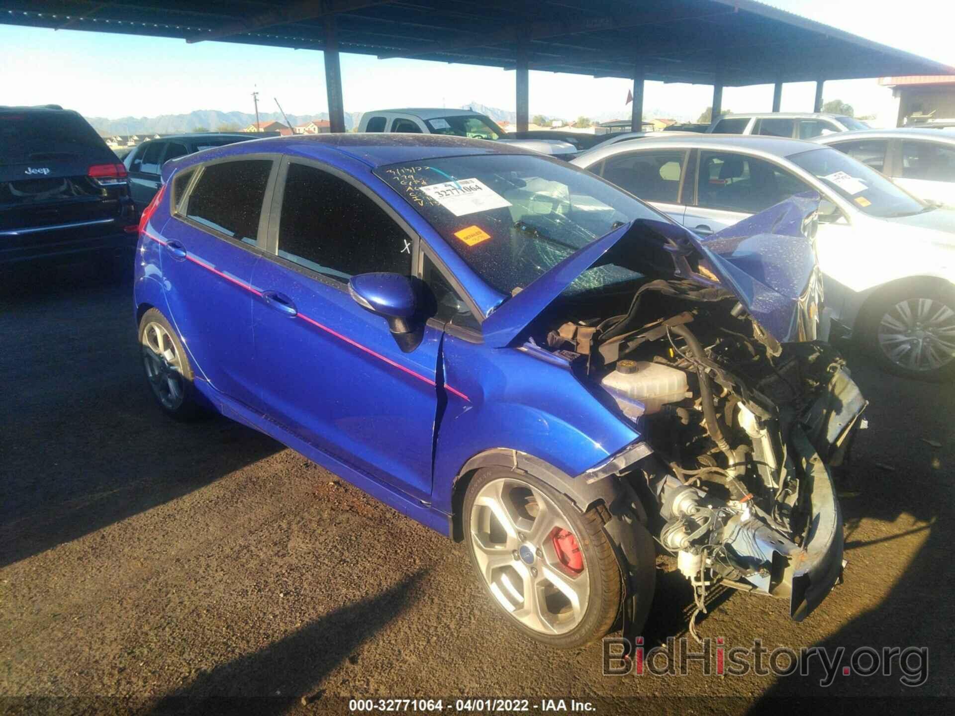 Photo 3FADP4GX0FM139578 - FORD FIESTA 2015