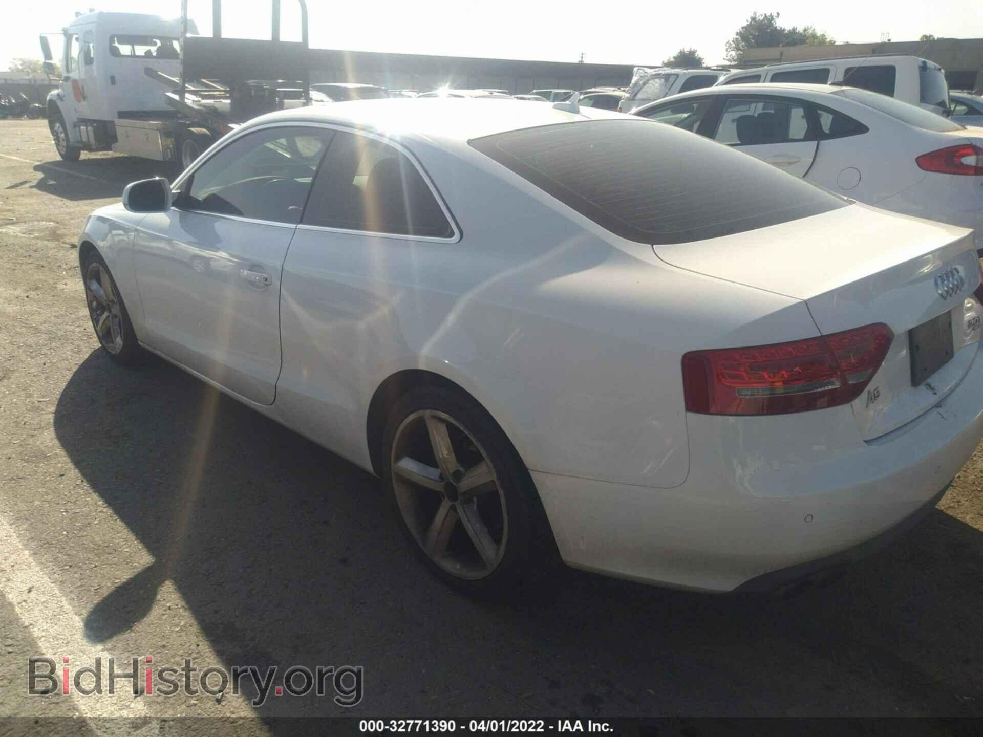 2010 AUDI A5 - VIN: WAULFAFR4AA055504 - Фото 3