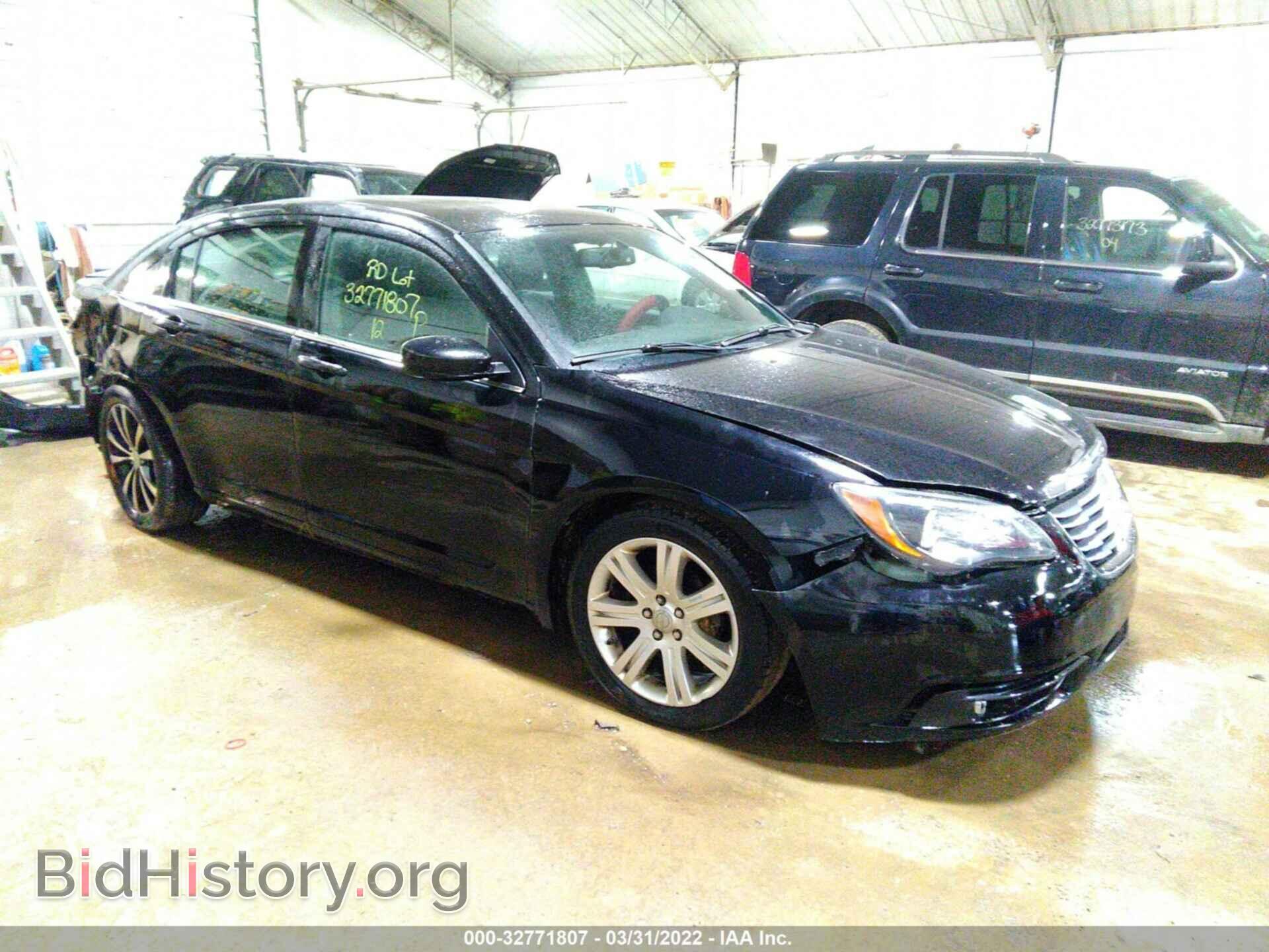 Photo 1C3CCBHG5CN139974 - CHRYSLER 200 2012