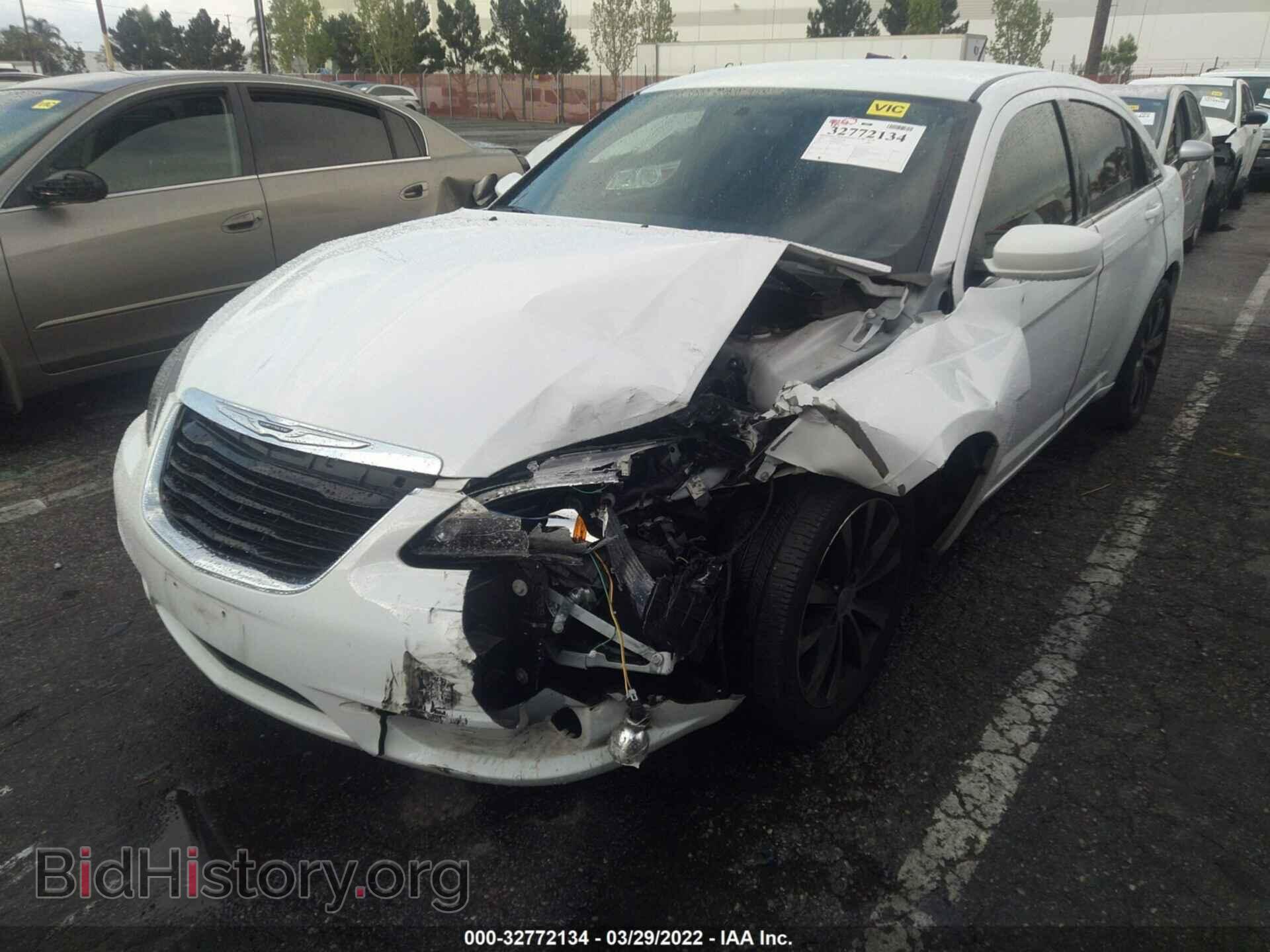 2013 CHRYSLER 200 - VIN: 1C3CCBBB4DN600662 - Photo 2