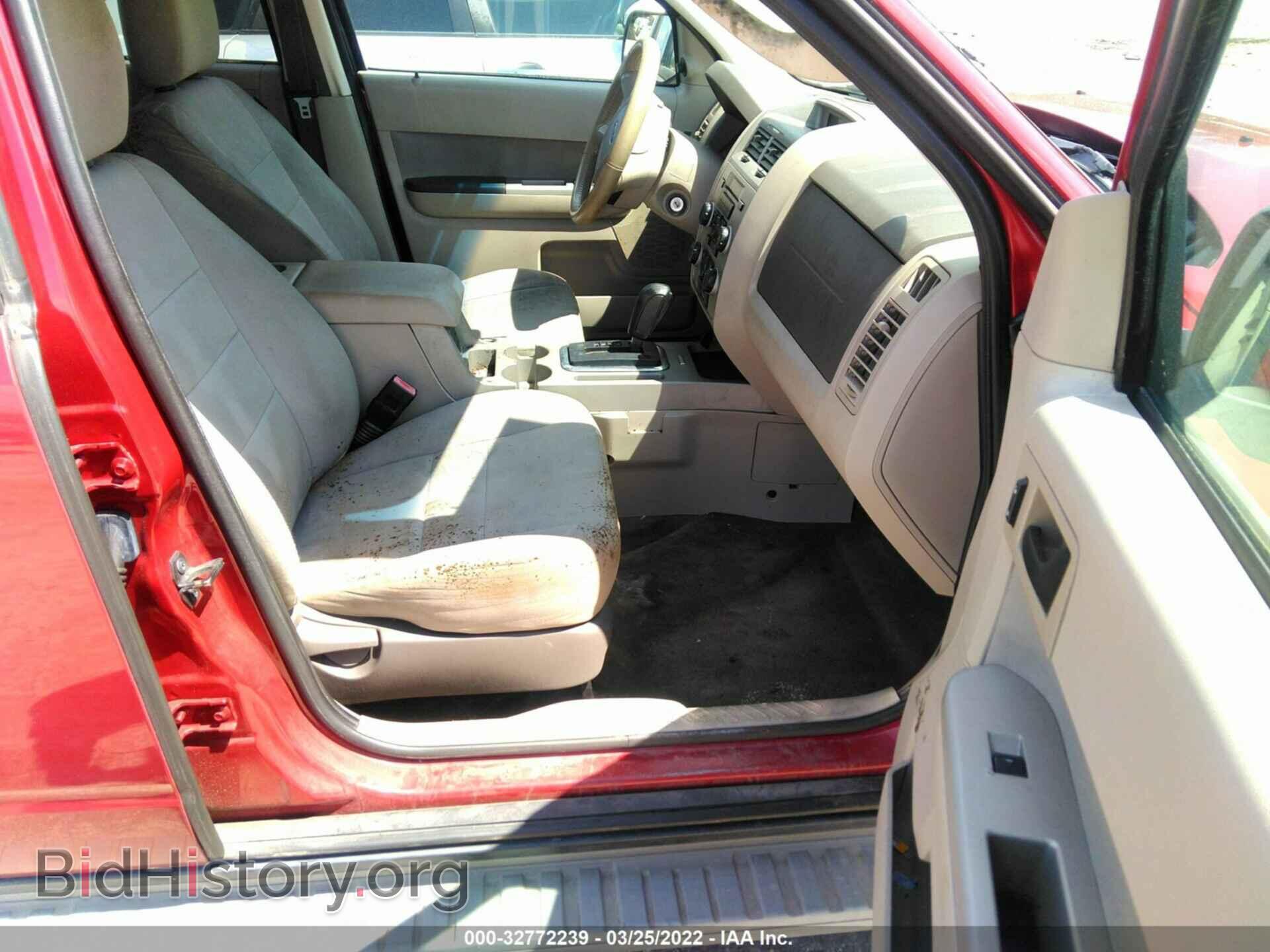 2011 FORD ESCAPE - VIN: 1FMCU0DG7BKB57584 - Фото 5