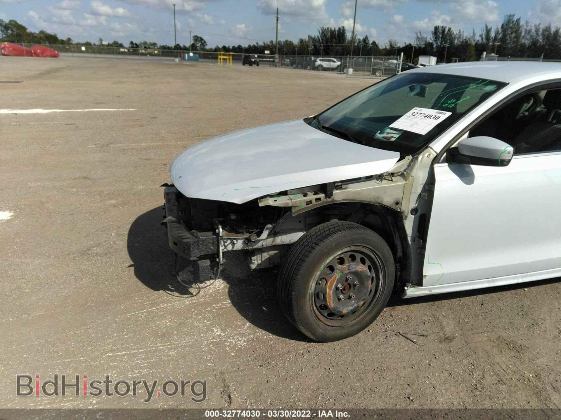2017 VOLKSWAGEN JETTA - VIN: 3VW2B7AJ5HM324148 - Фото 6