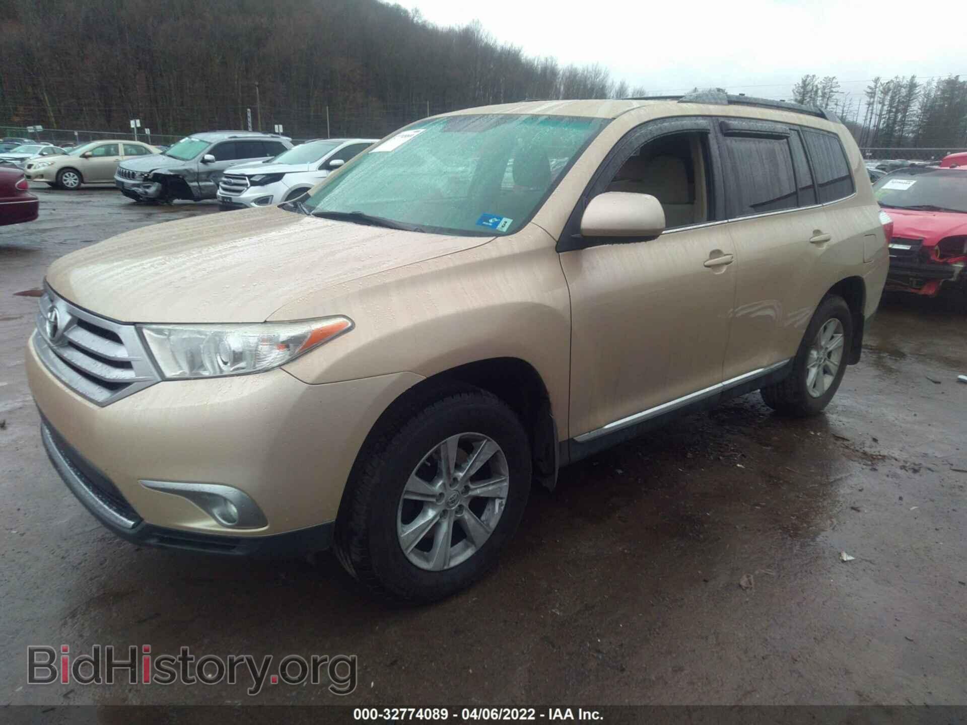 2011 TOYOTA HIGHLANDER - VIN: 5TDBK3EH6BS046449 - Фото 2