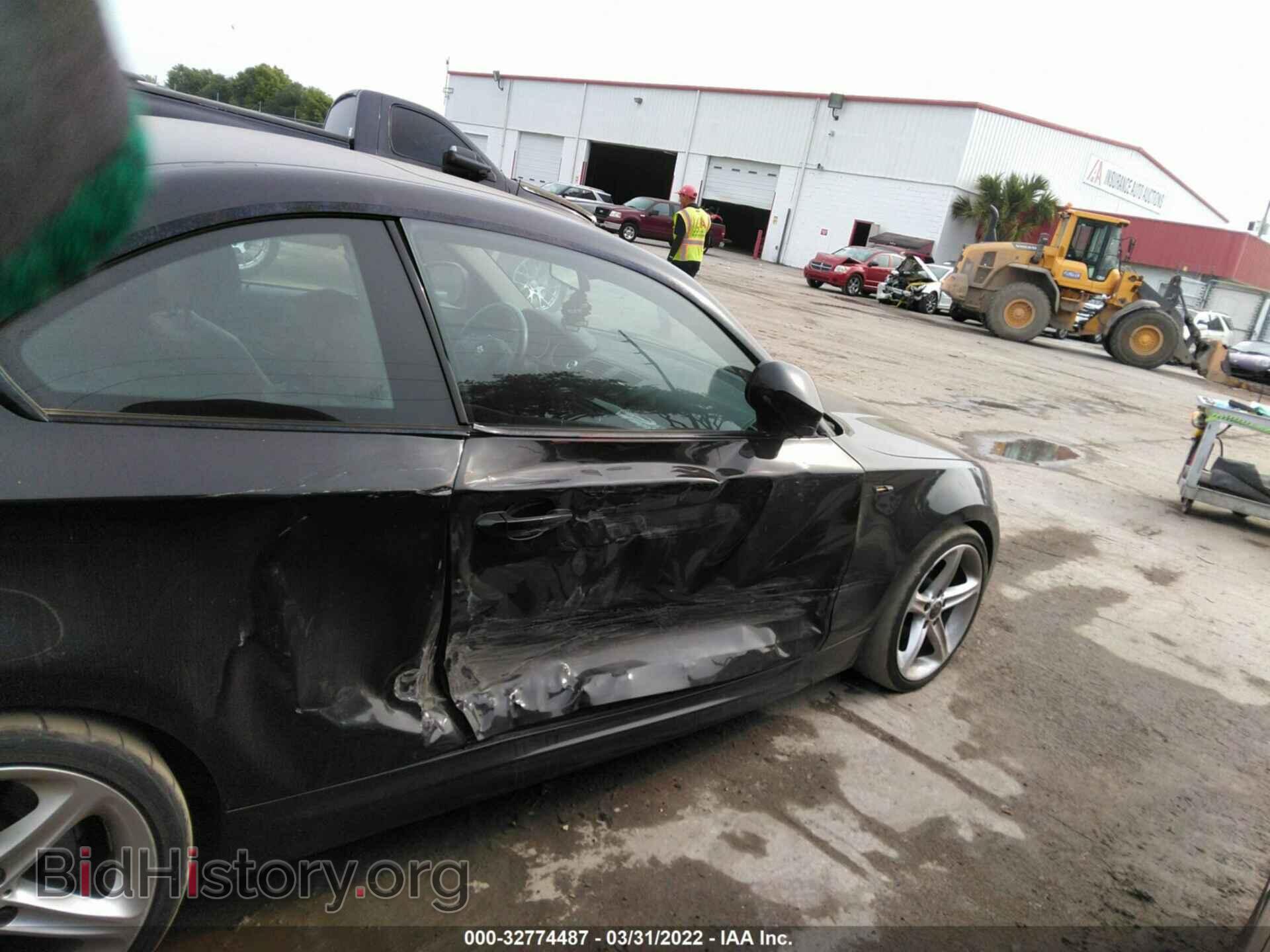 2011 BMW 1 SERIES - VIN: WBAUC9C56BVM11345 - Фото 6