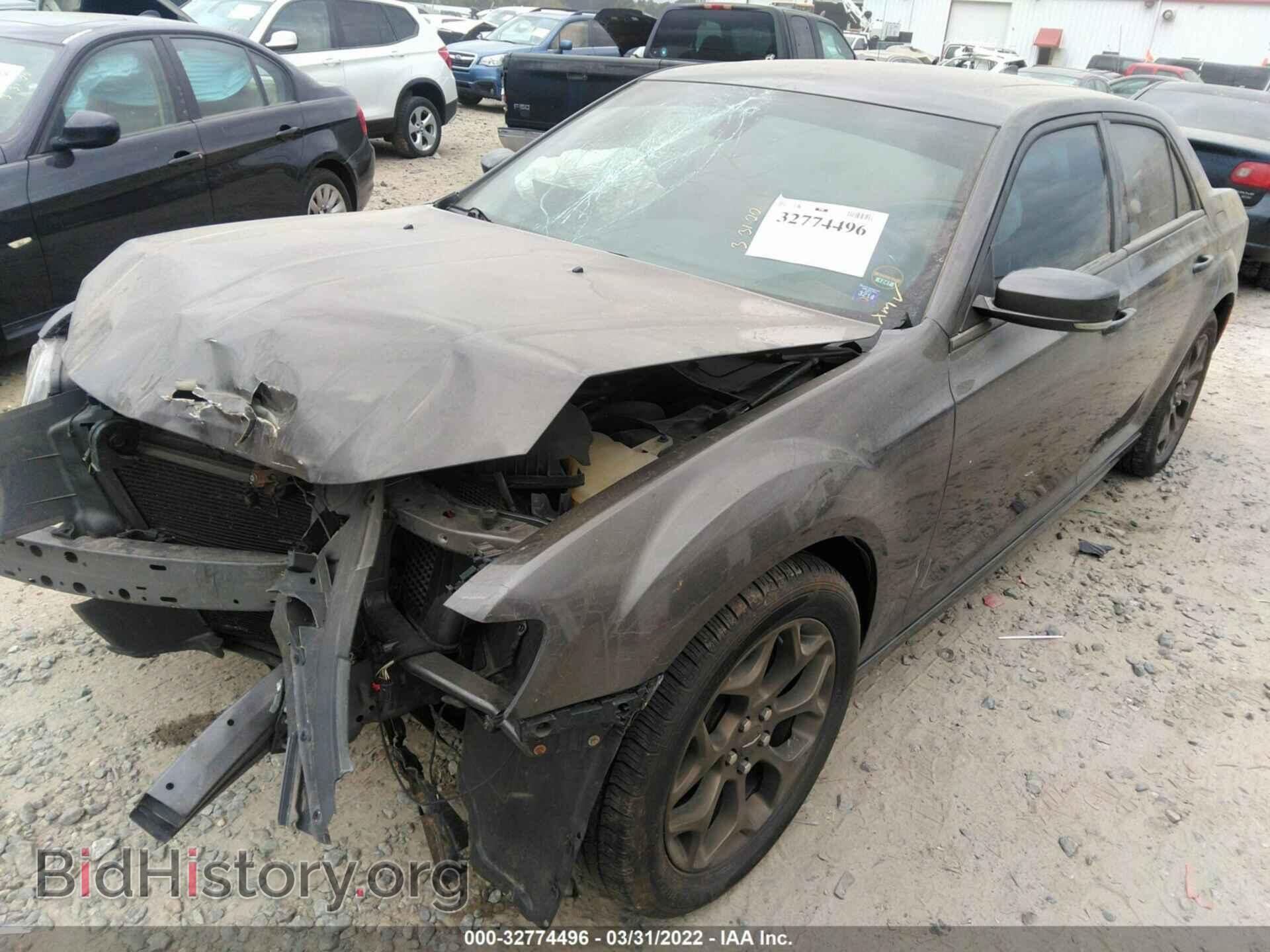 2016 CHRYSLER 300 - VIN: 2C3CCAGG5GH270705 - Photo 2