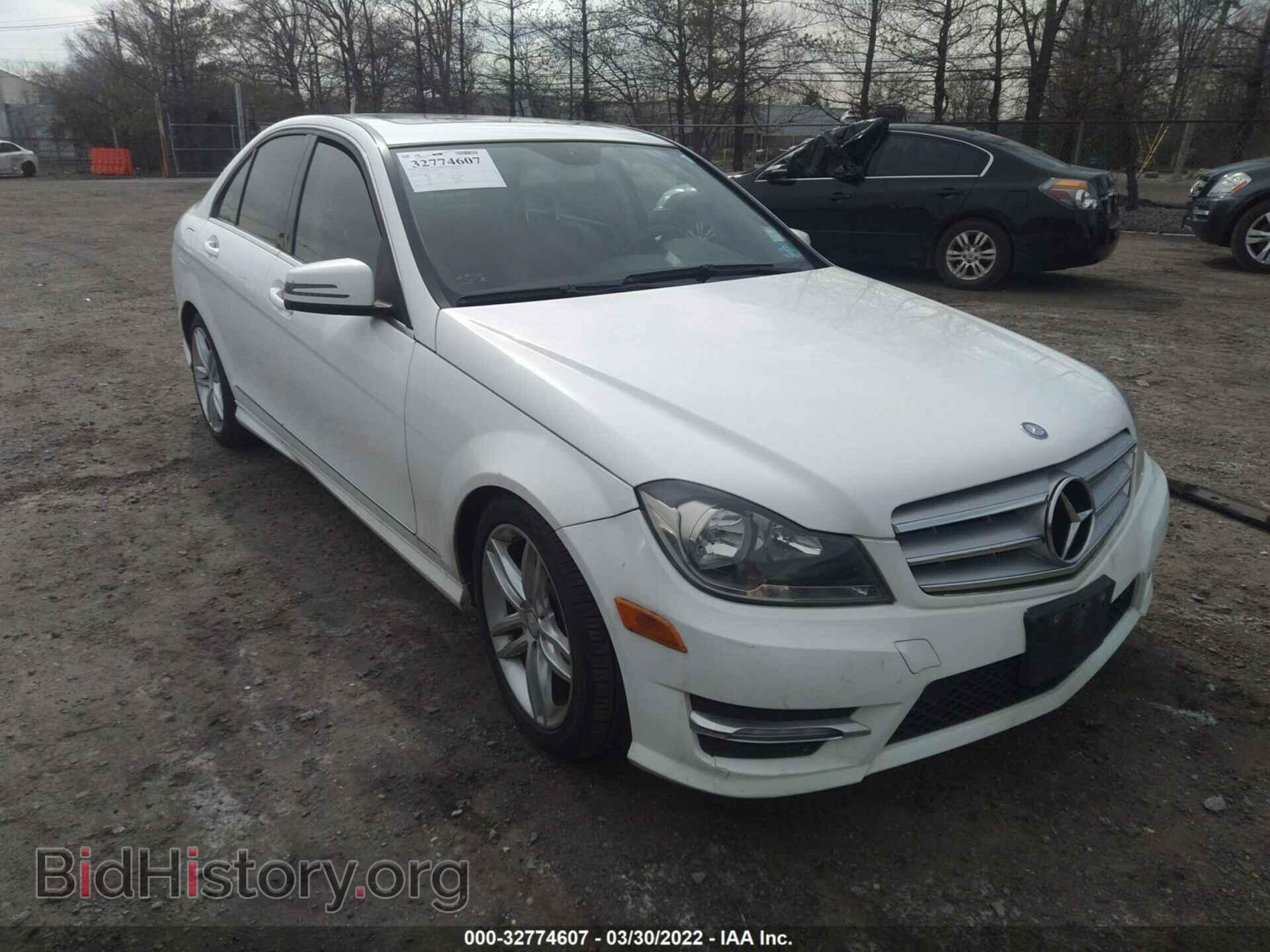 Фотография WDDGF8AB3DR266258 - MERCEDES-BENZ C-CLASS 2013