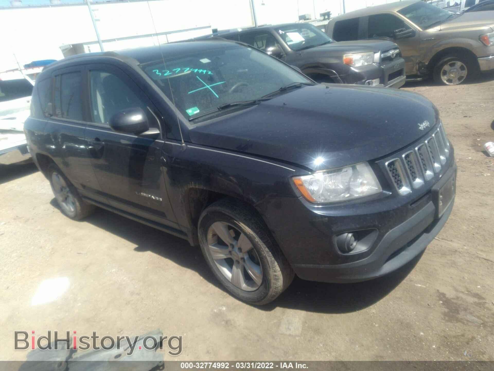 Photo 1J4NT1FA6BD189438 - JEEP COMPASS 2011