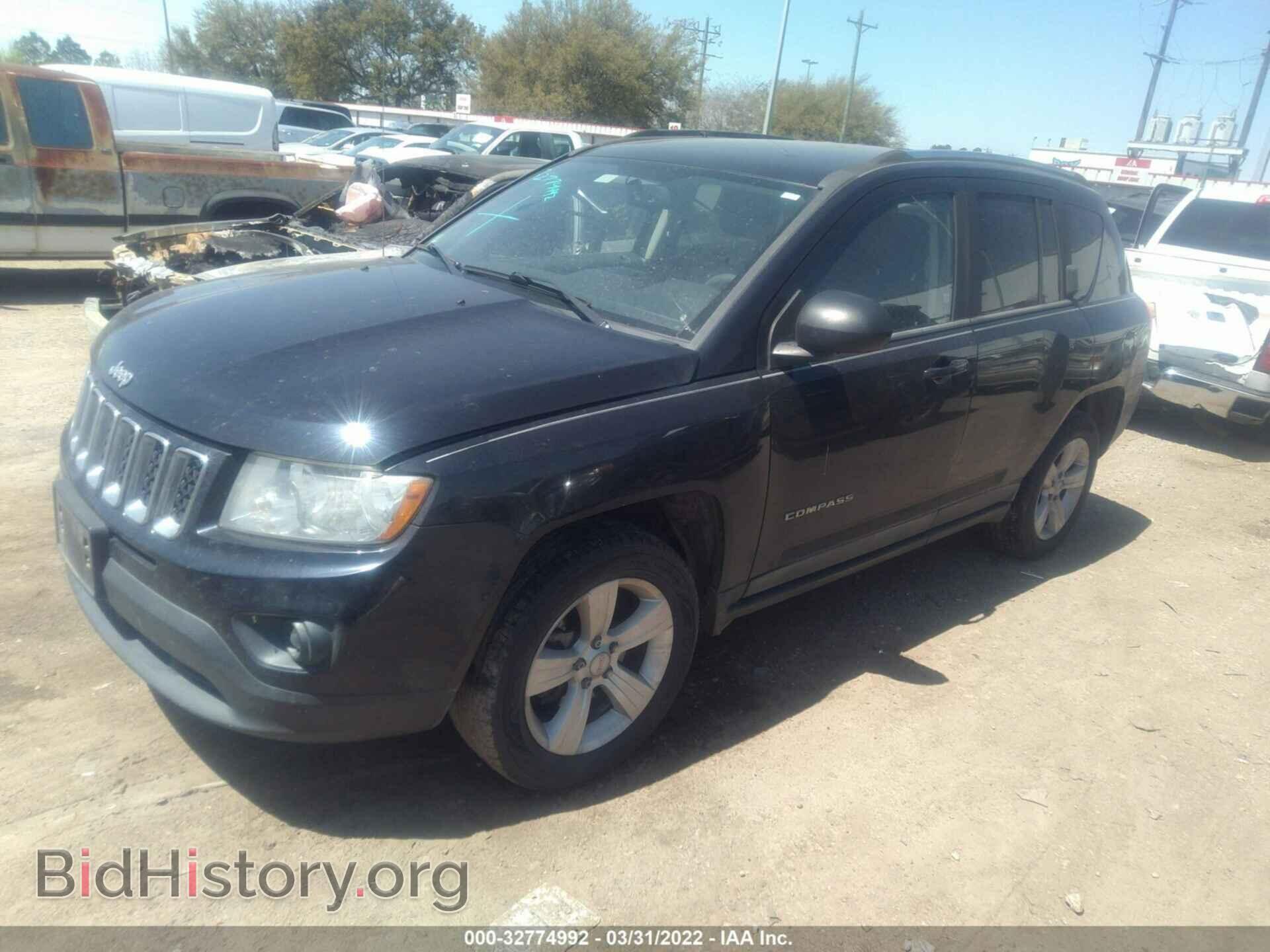 2011 JEEP COMPASS - VIN: 1J4NT1FA6BD189438 - Photo 2