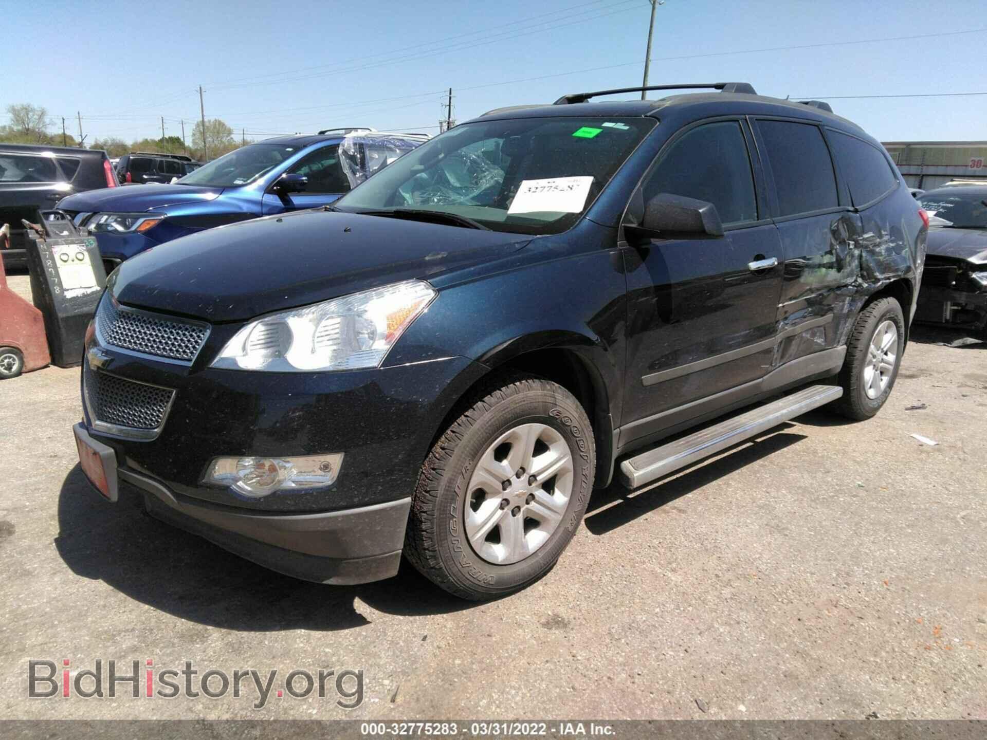 2012 CHEVROLET TRAVERSE - VIN: 1GNKRFED2CJ275680 - Фото 2