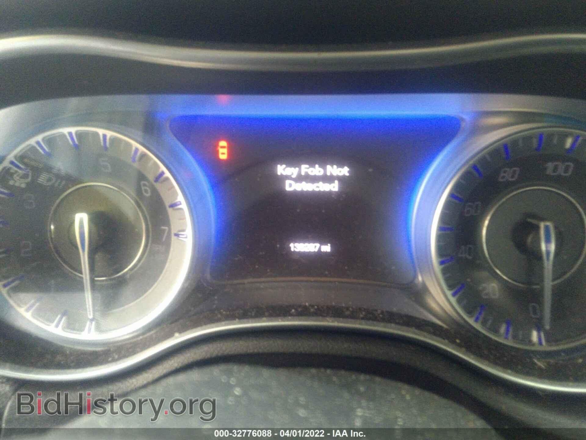 2015 CHRYSLER 300 - VIN: 2C3CCAAGXFH818236 - Фото 7