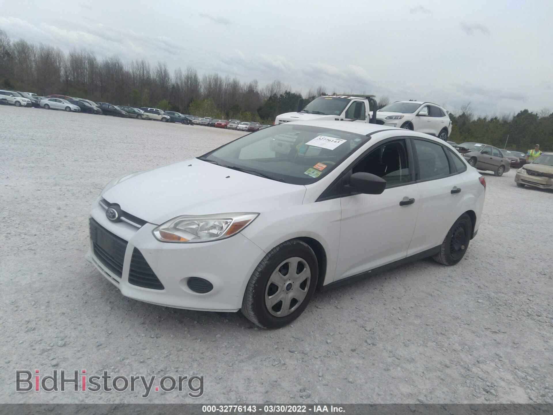 2014 FORD FOCUS - VIN: 1FADP3E23EL364112 - Фото 2