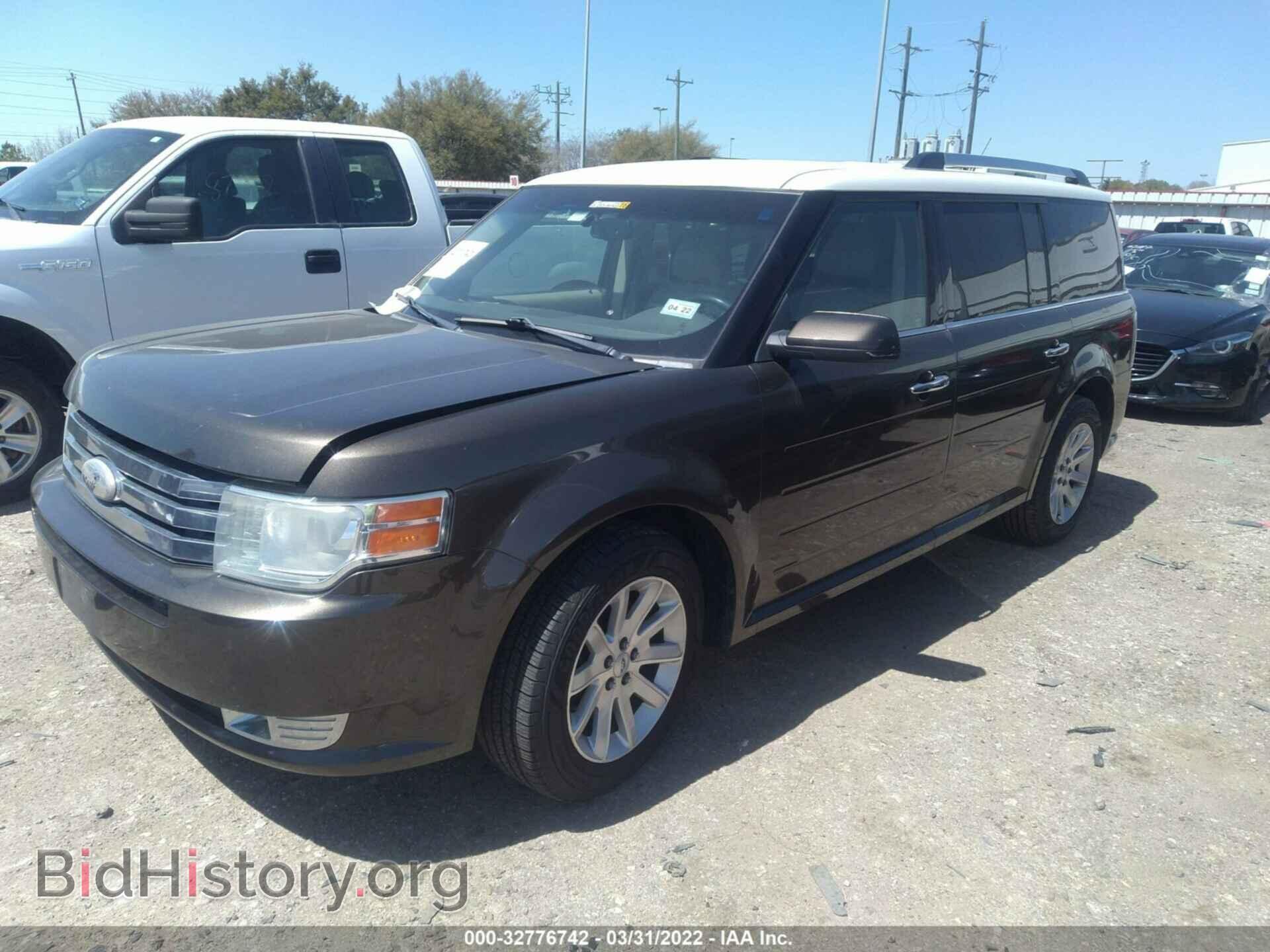 2011 FORD FLEX - VIN: 2FMGK5CC9BBD22659 - Photo 2
