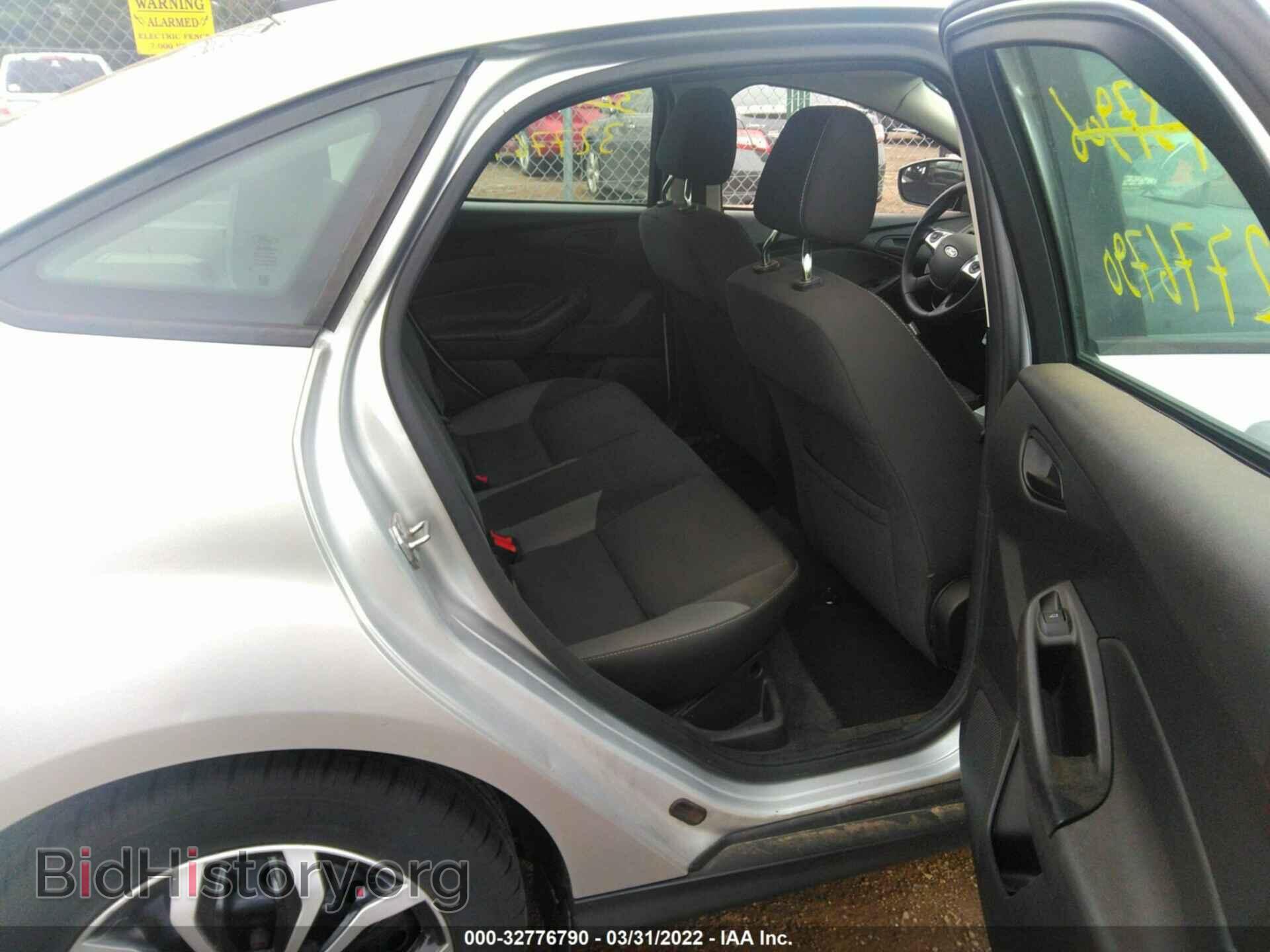 2012 FORD FOCUS - VIN: 1FAHP3F22CL328943 - Photo 8