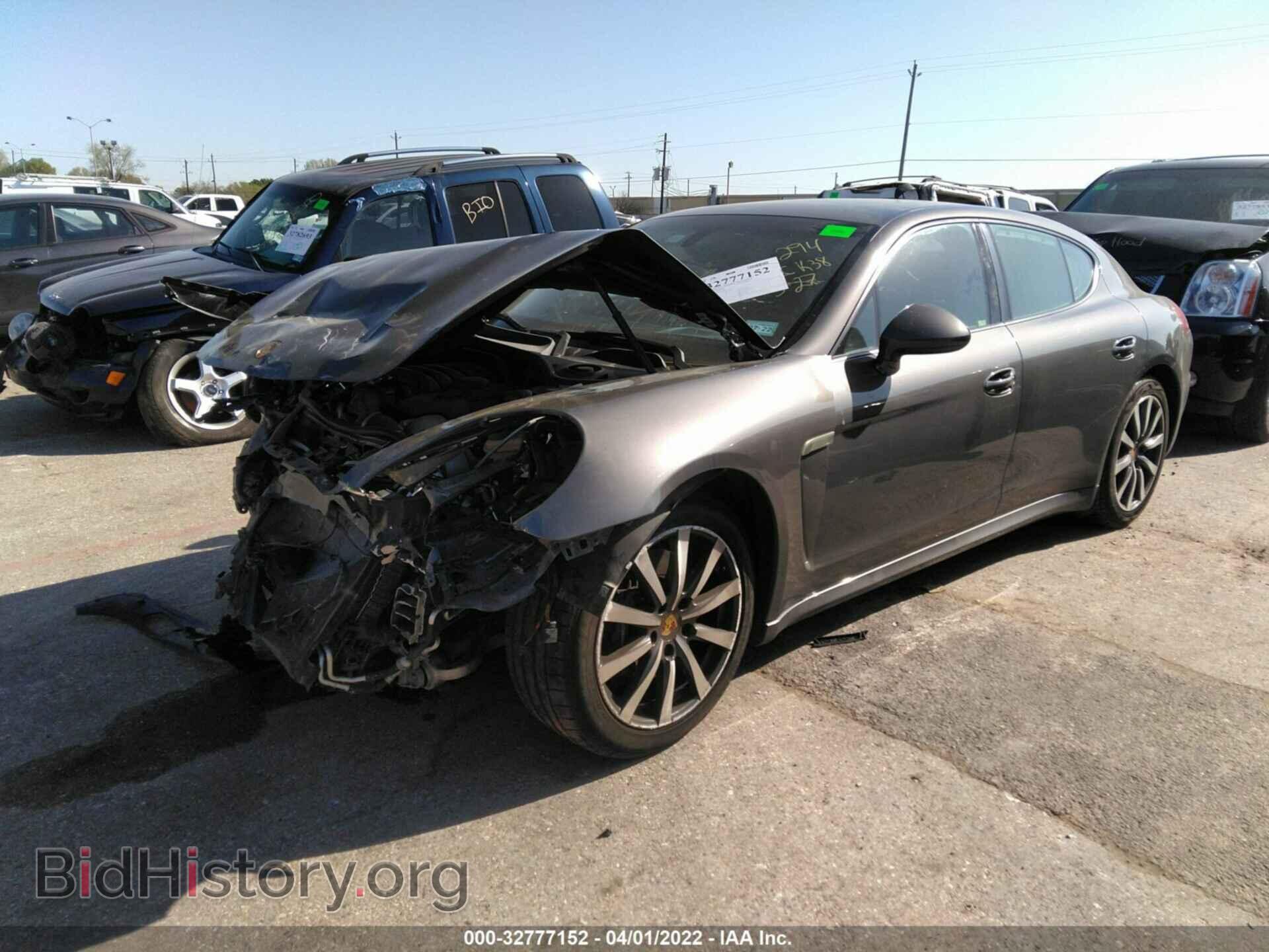 2016 PORSCHE PANAMERA - VIN: WP0AA2A70GL002946 - Фото 2