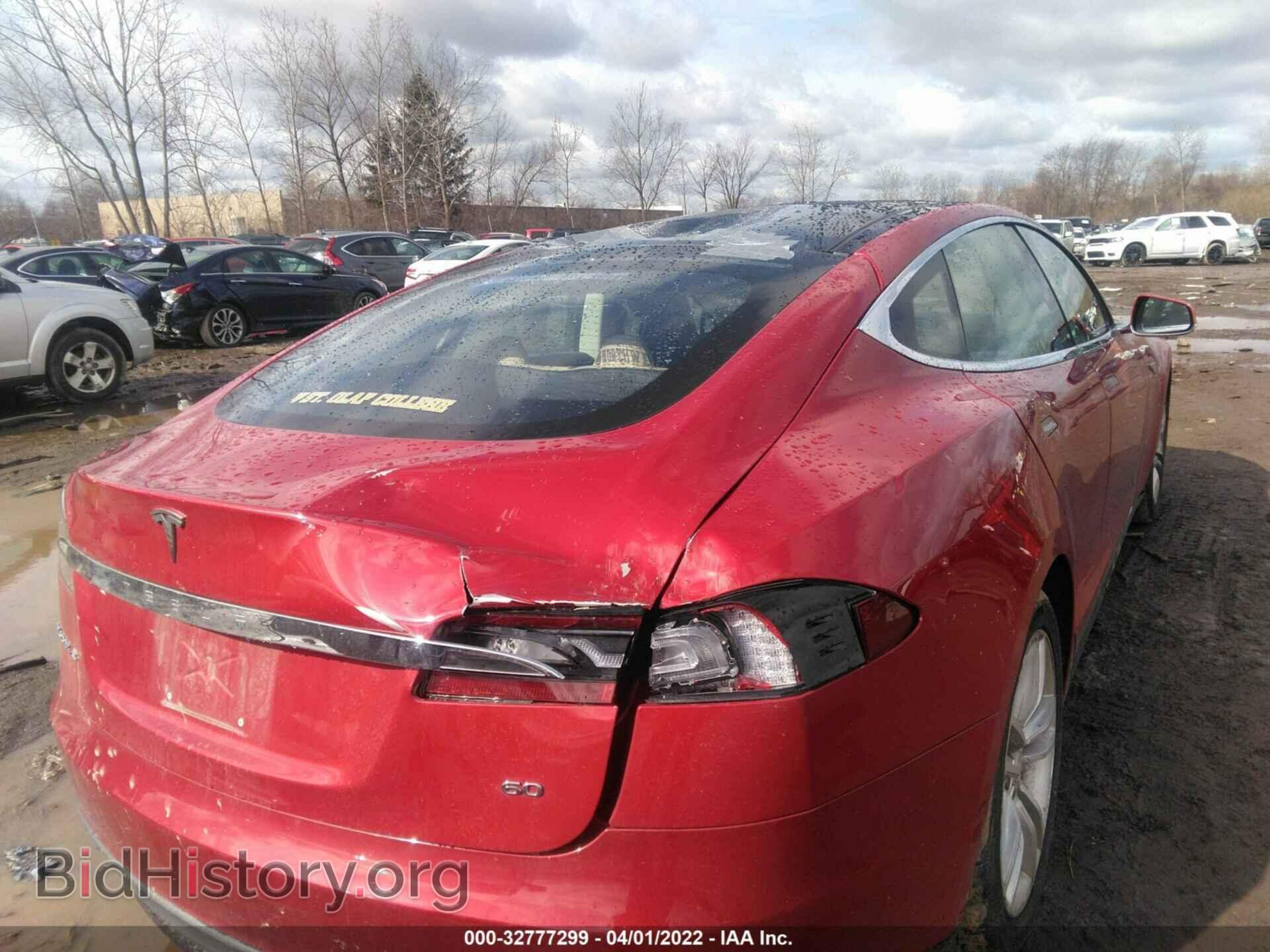2014 TESLA MODEL S - VIN: 5YJSA1S17EFP42809 - Фото 6