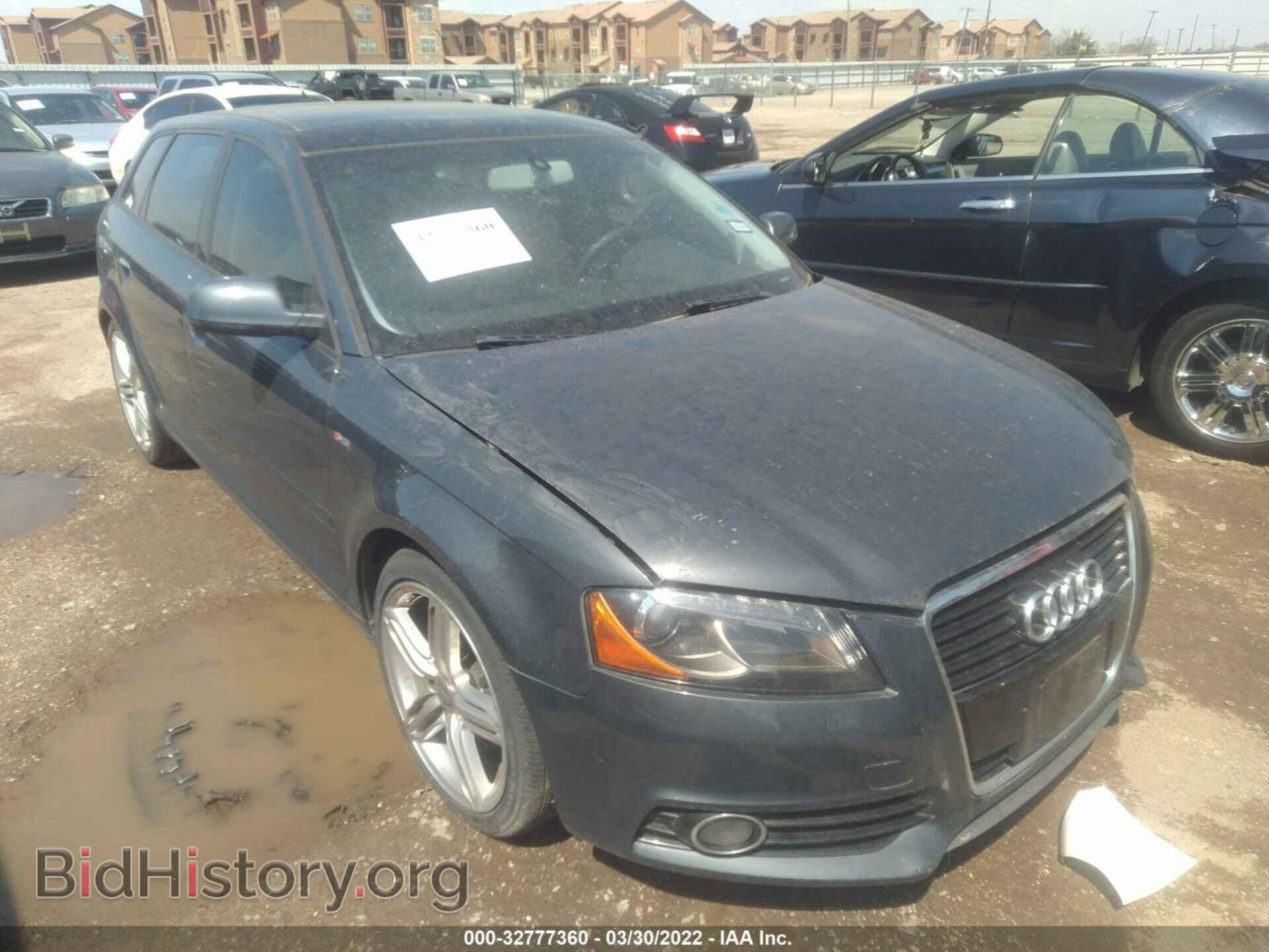 Photo WAUKJAFM3BA028066 - AUDI A3 2011