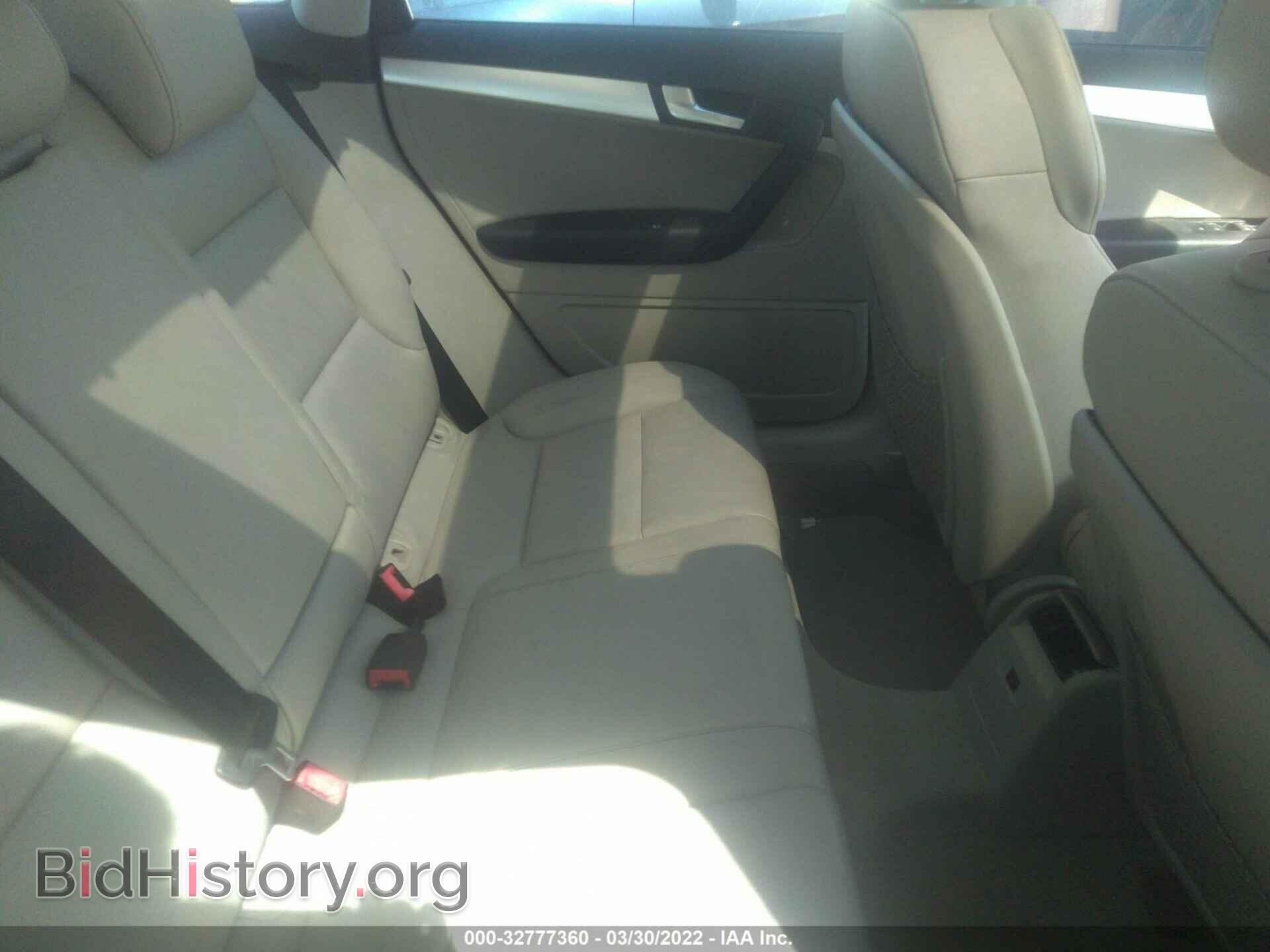 2011 AUDI A3 - VIN: WAUKJAFM3BA028066 - Фото 8