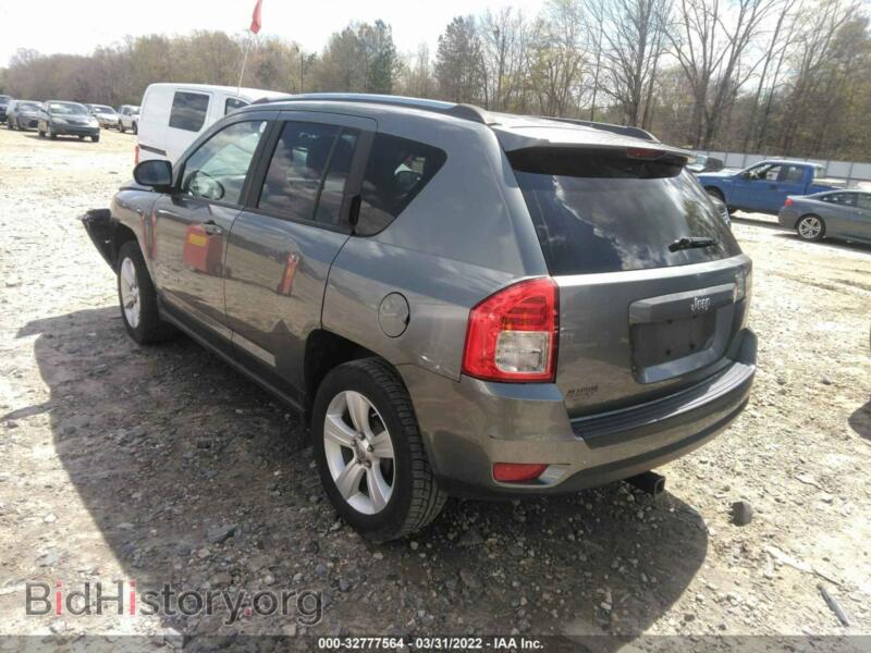 2012 Jeep COMPASS (VIN 1C4NJCBA2CD631338) — фото 3 из 11
