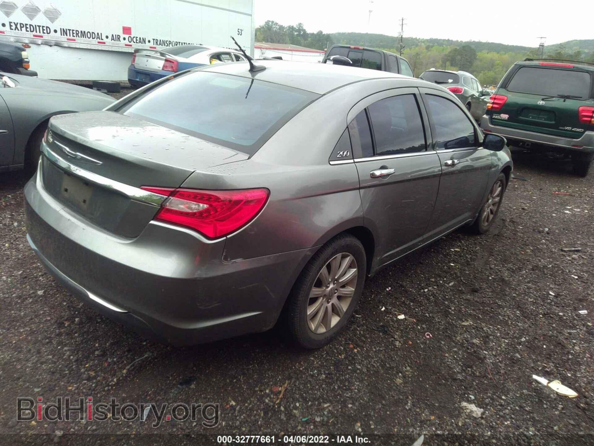 2013 CHRYSLER 200 - VIN: 1C3CCBCB1DN568025 - Фото 4