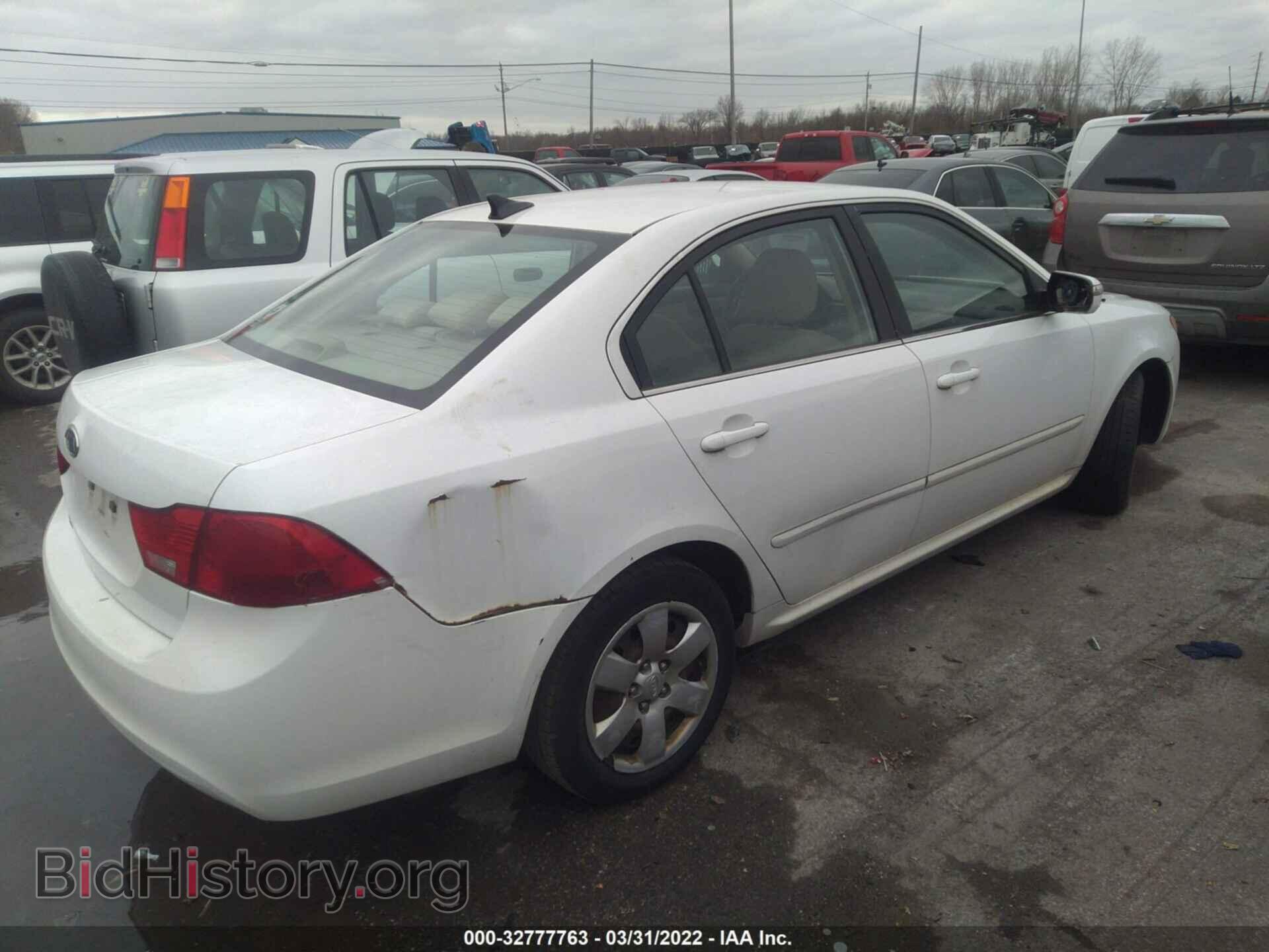 2010 KIA OPTIMA - VIN: KNAGG4A89A5446719 - Фото 4