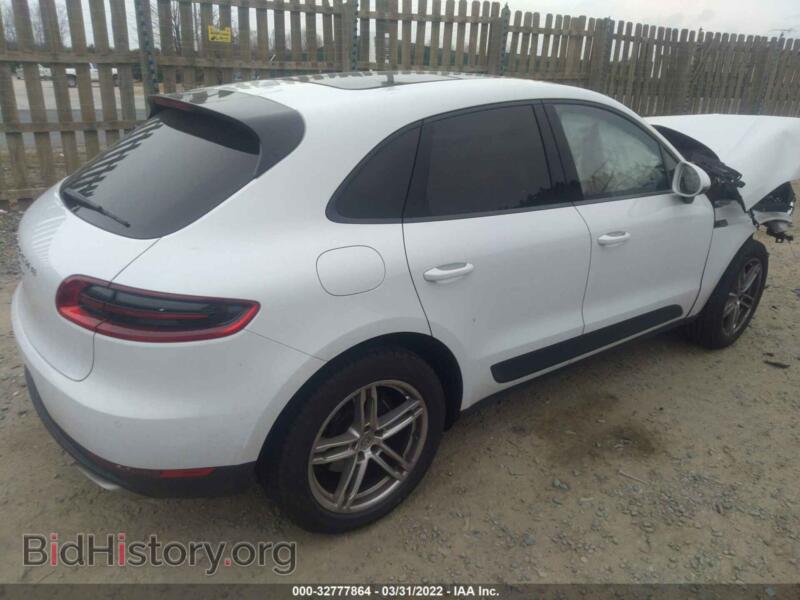 2017 Porsche MACAN (VIN WP1AA2A54HLB00067) — photo 4 of 11