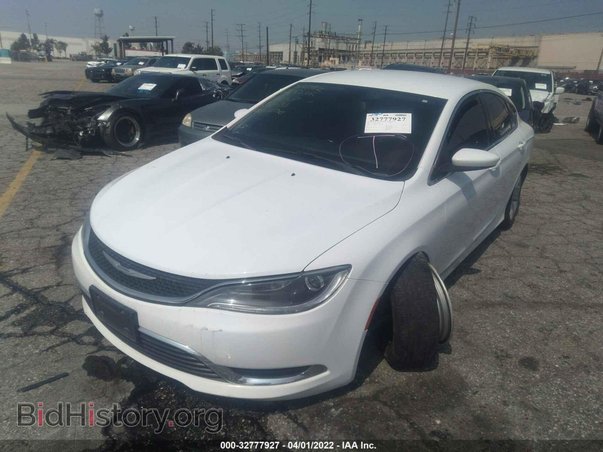 2016 CHRYSLER 200 - VIN: 1C3CCCAB5GN105270 - Фото 2
