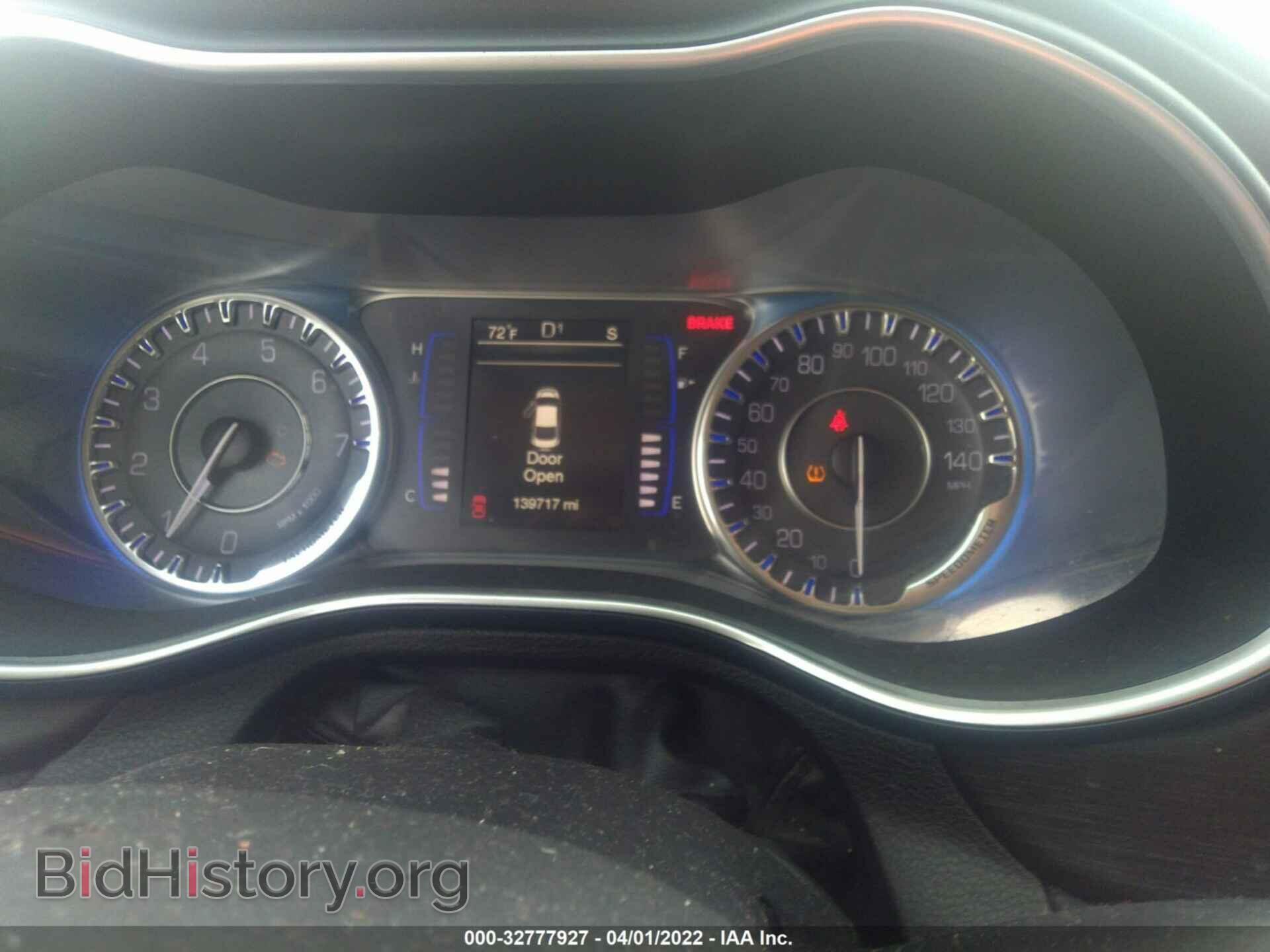 2016 CHRYSLER 200 - VIN: 1C3CCCAB5GN105270 - Фото 7