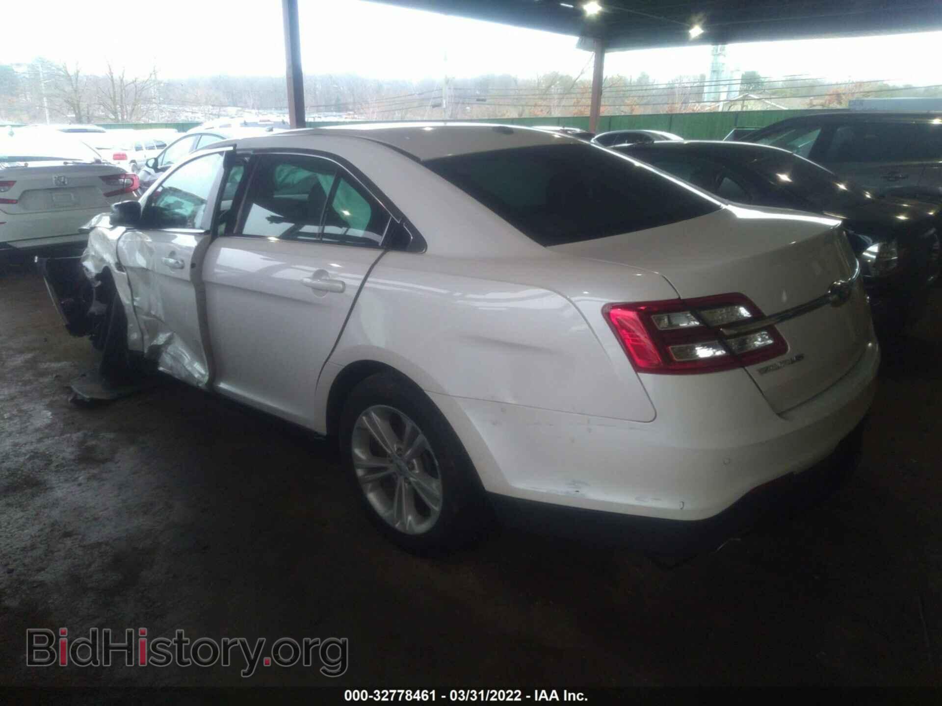 2019 FORD TAURUS - VIN: 1FAHP2E82KG107298 - Фото 3