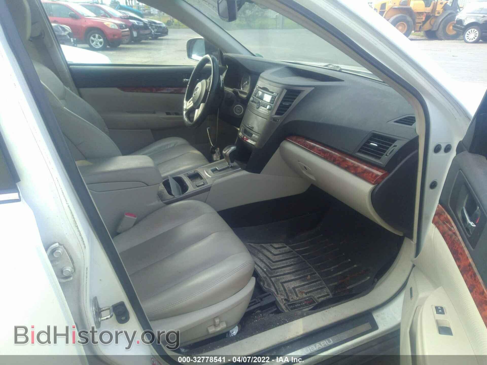 2011 SUBARU OUTBACK - VIN: 4S4BRDKC8B2447076 - Фото 5