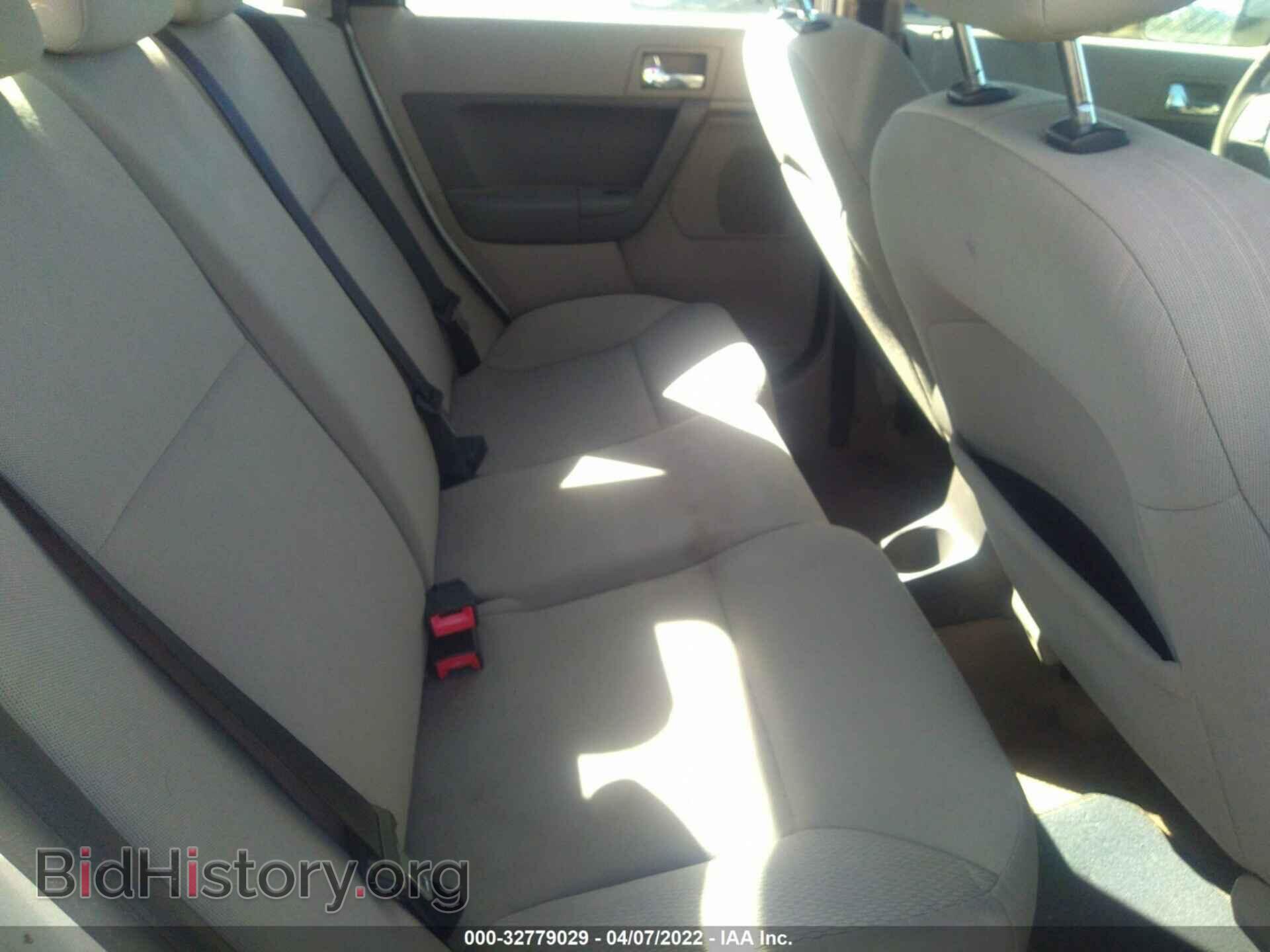 2010 FORD FOCUS - VIN: 1FAHP3GNXAW281164 - Фото 8