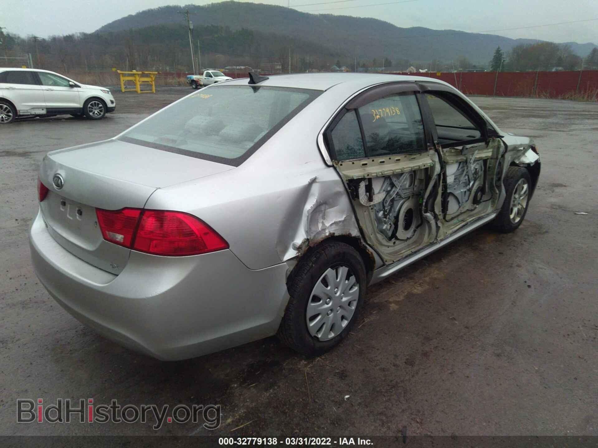 2009 KIA OPTIMA - VIN: KNAGE228695288280 - Фото 4