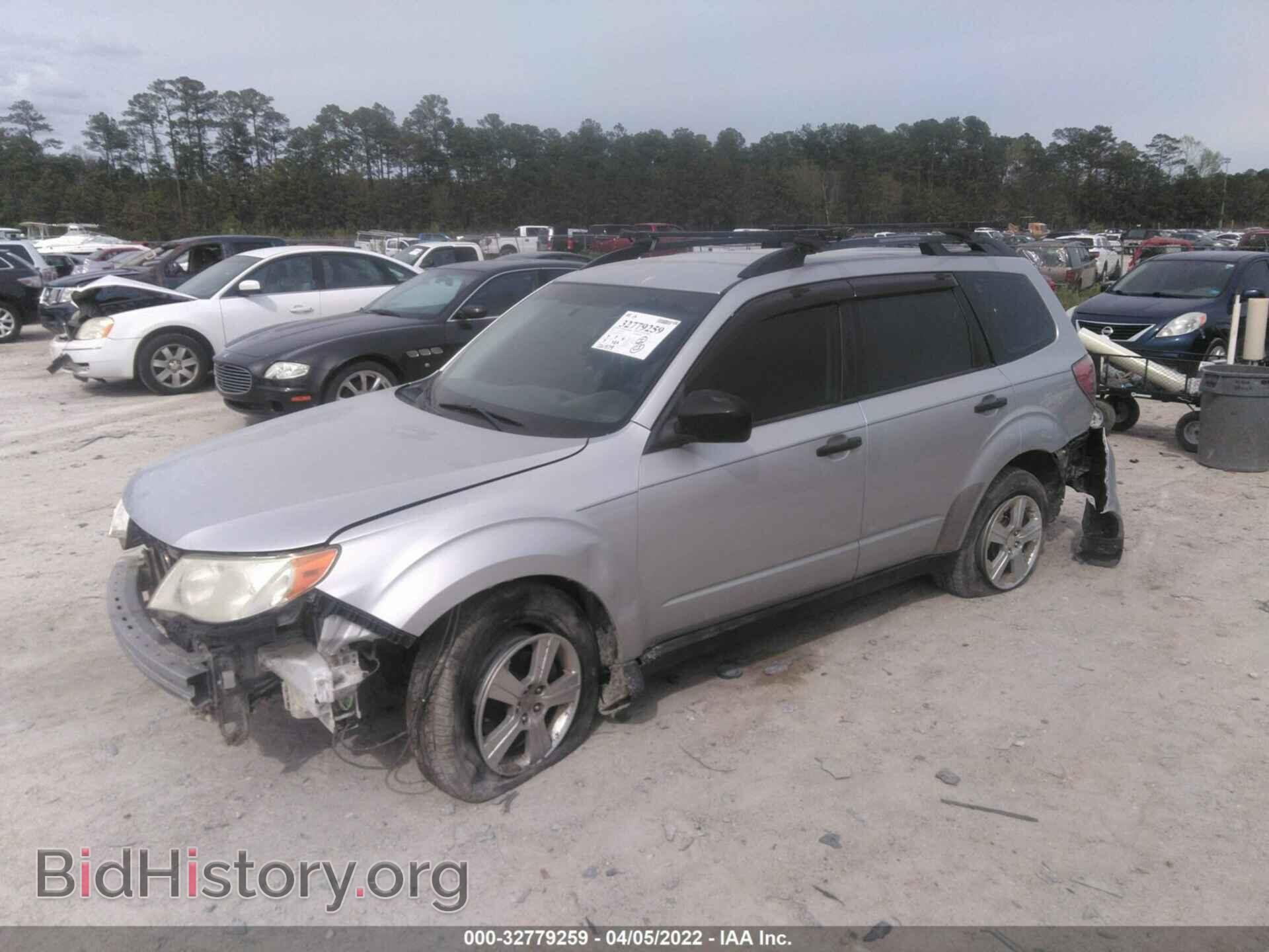 2011 SUBARU FORESTER - VIN: JF2SHABC6BH762690 - Фото 2