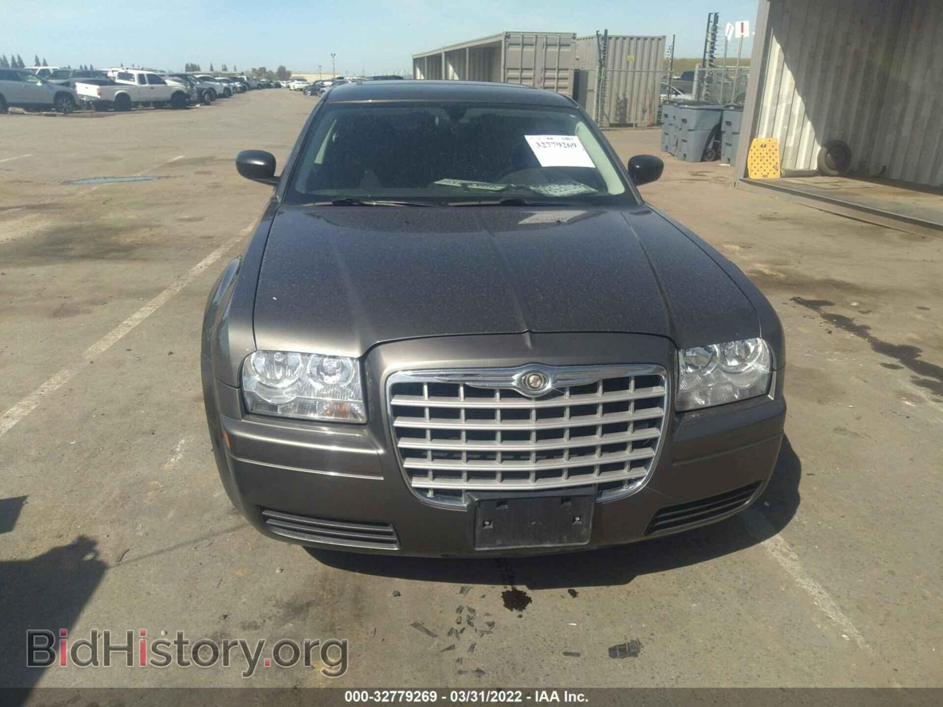 2009 CHRYSLER 300 - VIN: 2C3KA43D29H516904 - Фото 6