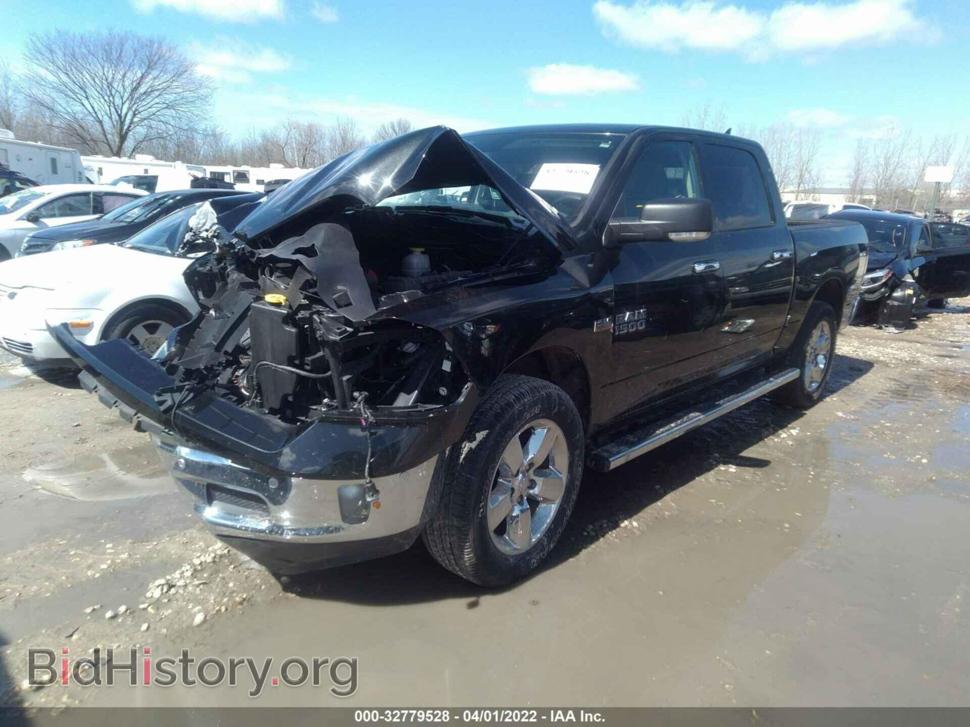 2018 RAM 1500 - VIN: 1C6RR7LT0JS238021 - Фото 2