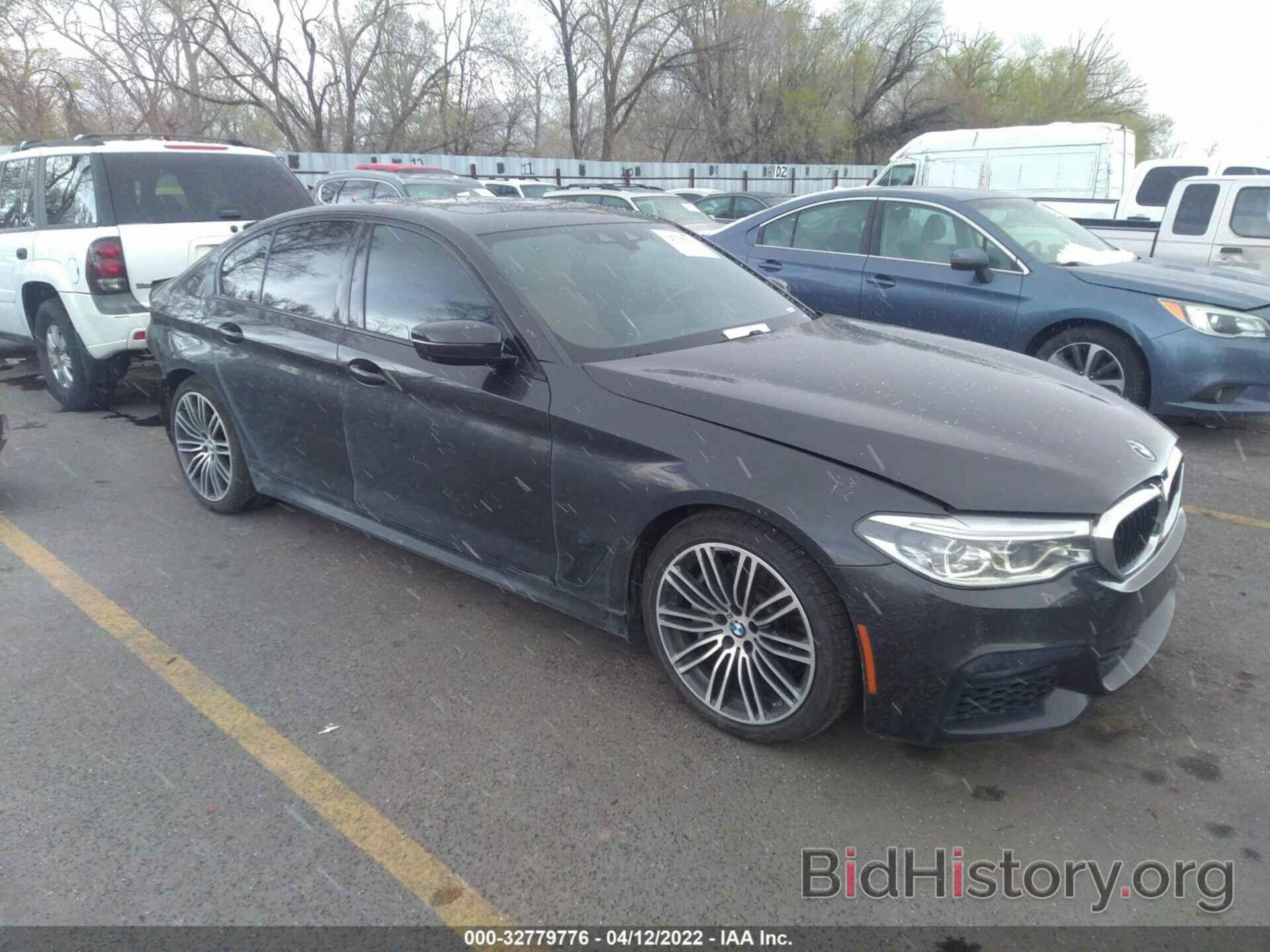 Photo WBAJE7C54KWD53833 - BMW 5 SERIES 2019