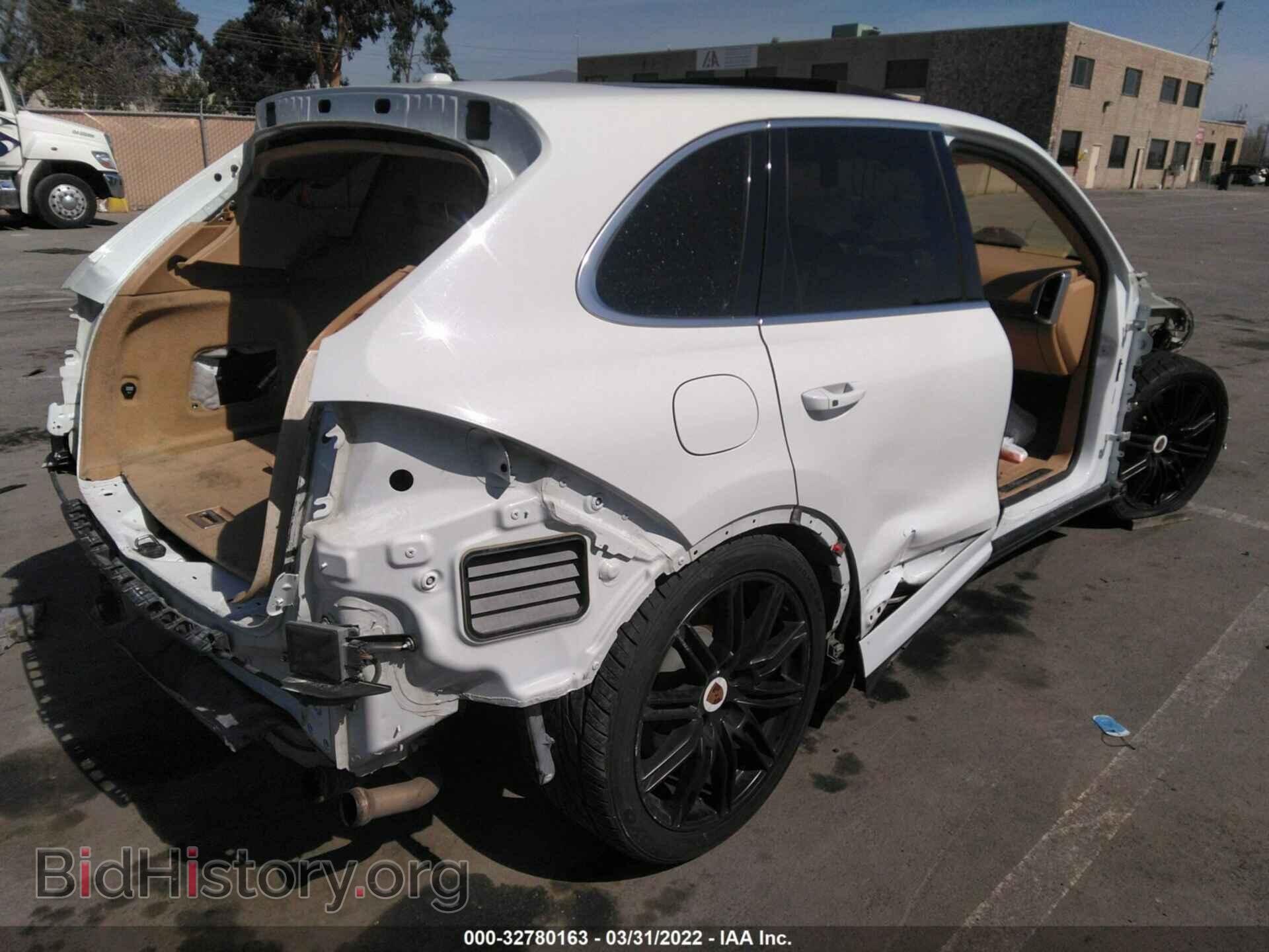 2013 PORSCHE CAYENNE - VIN: WP1AC2A23DLA92814 - Фото 4