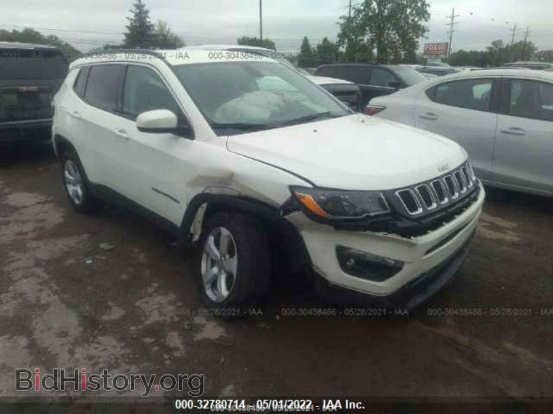 Фотография 3C4NJDBB4HT681433 - JEEP COMPASS 2017