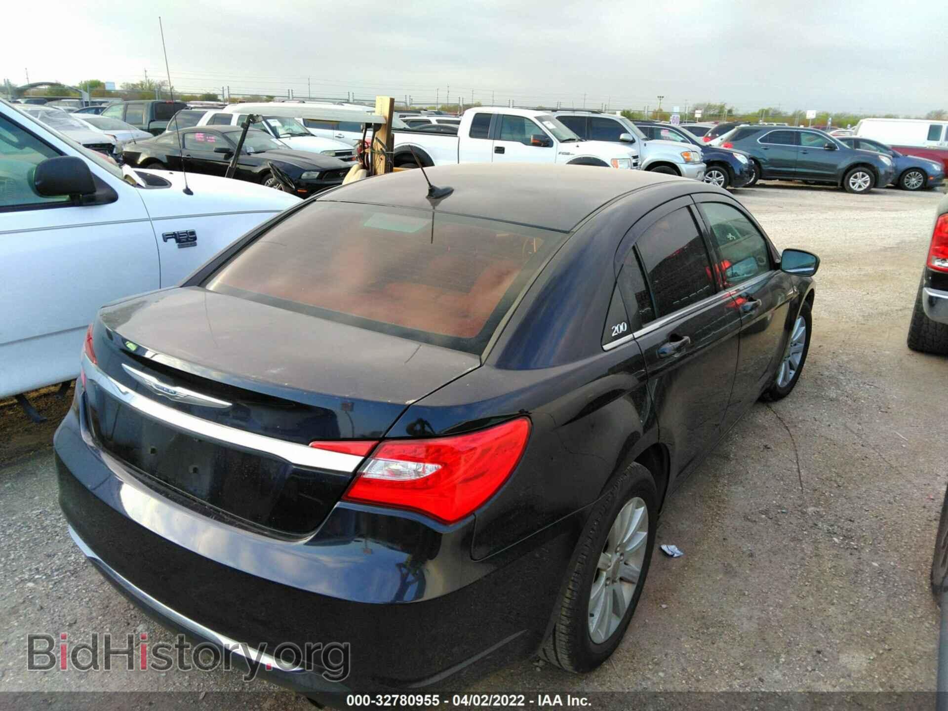 2011 CHRYSLER 200 - VIN: 1C3BC1FB6BN525430 - Фото 4
