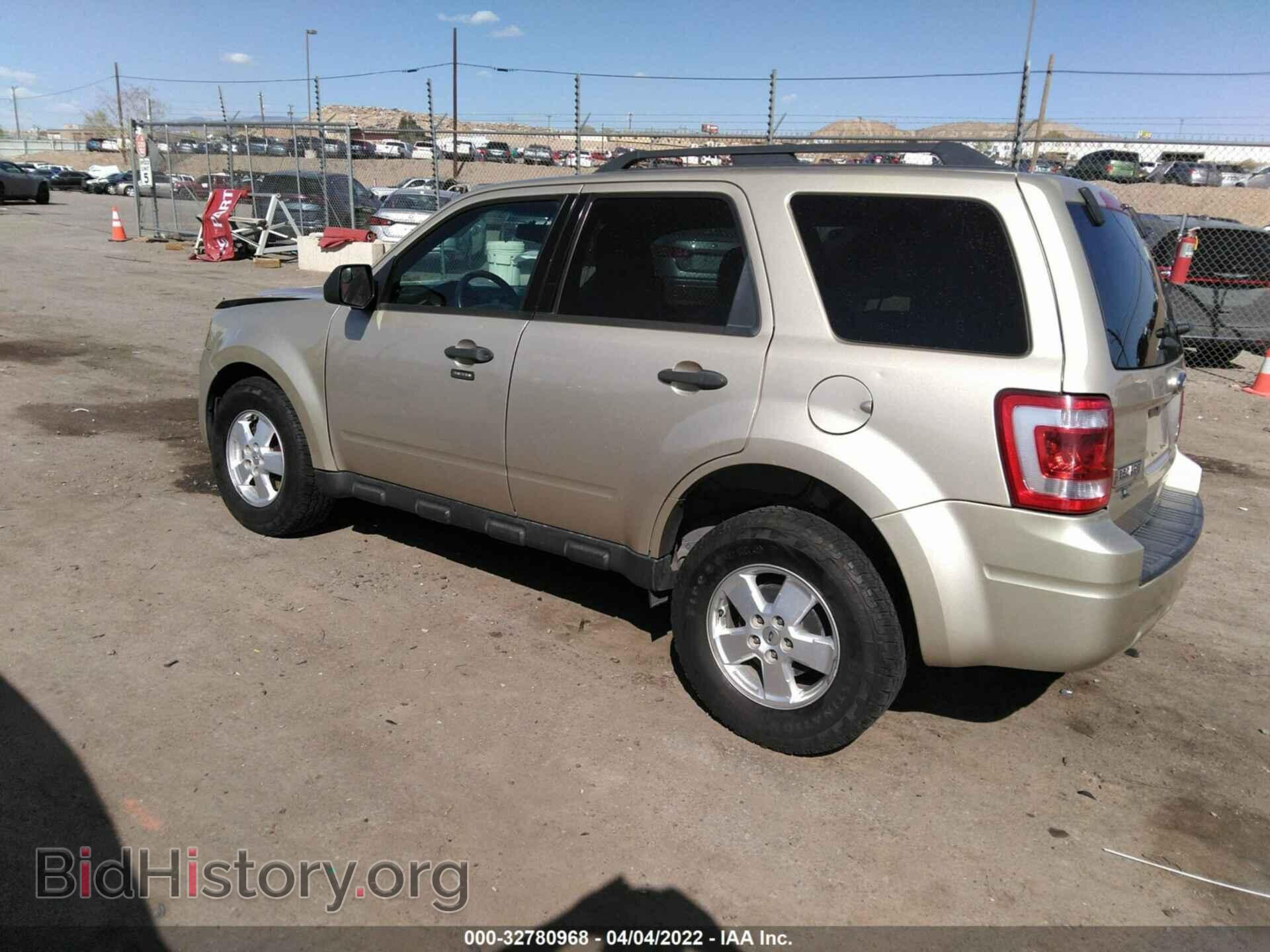 2012 FORD ESCAPE - VIN: 1FMCU9DG2CKB43159 - Фото 3