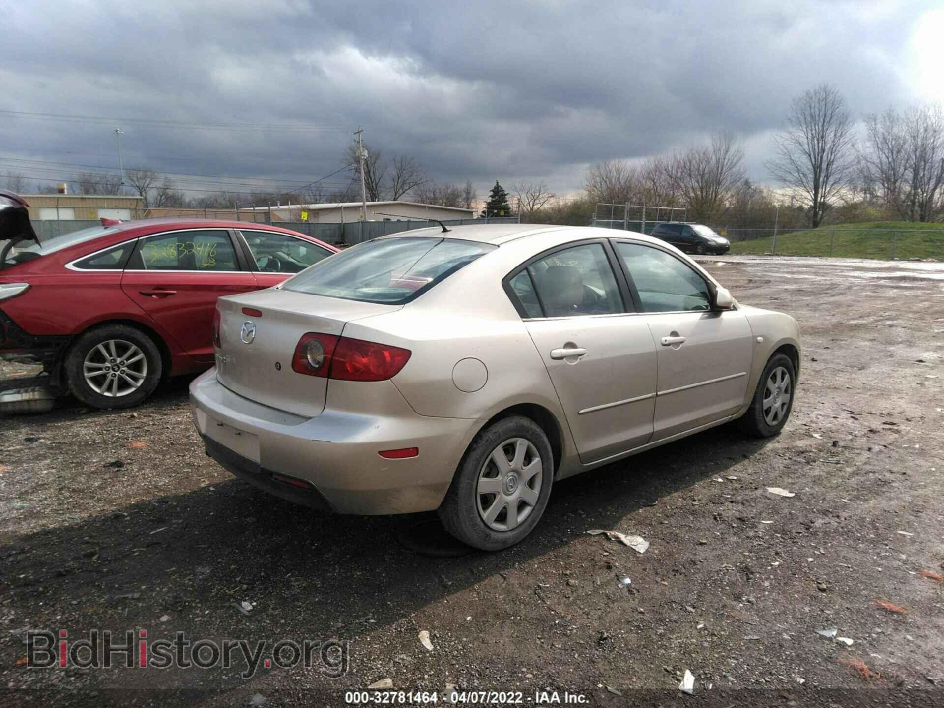 2006 MAZDA MAZDA3 - VIN: JM1BK12F361457432 - Фото 4