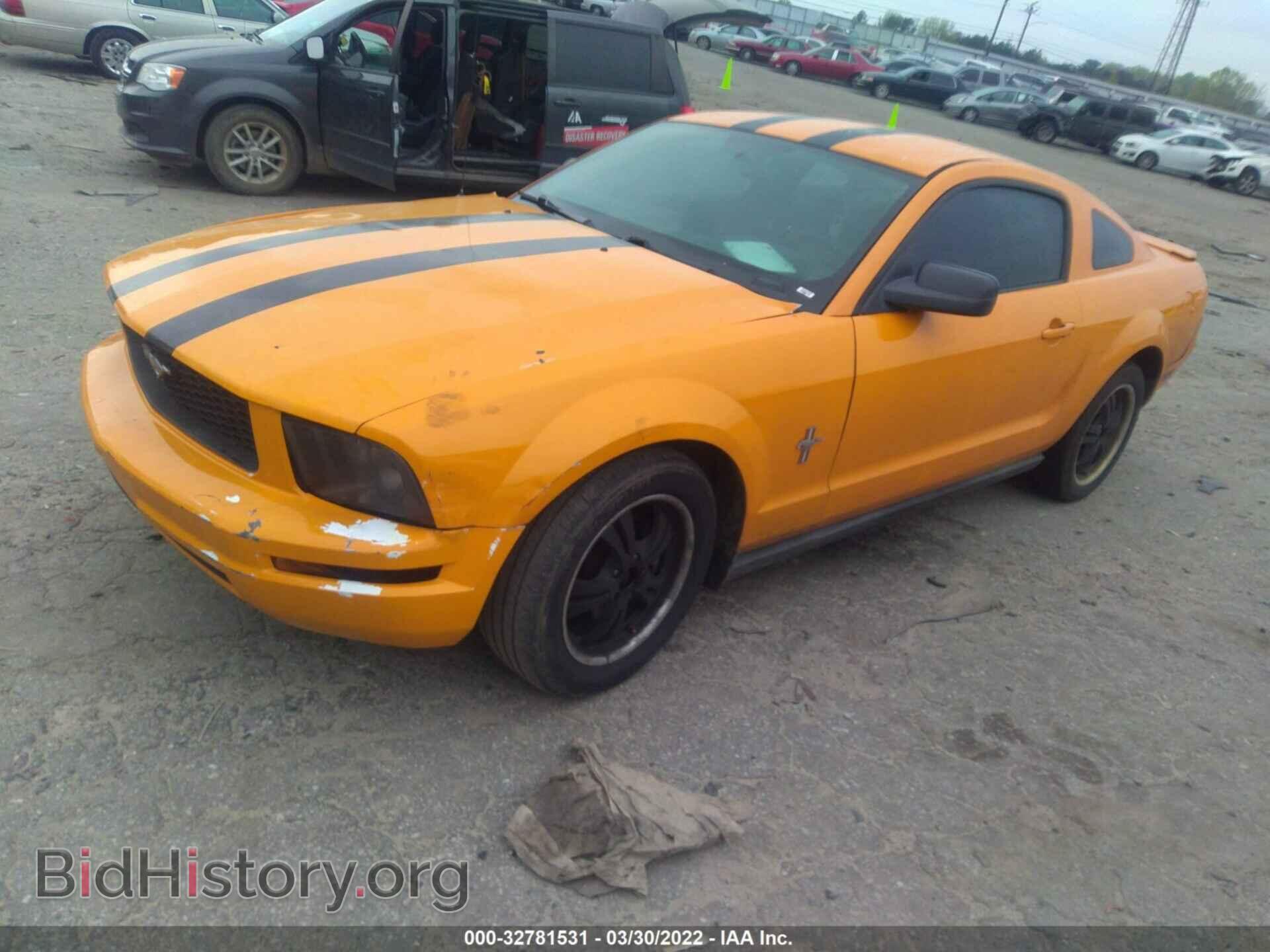 2007 FORD MUSTANG - VIN: 1ZVFT80N475283878 - Фото 2